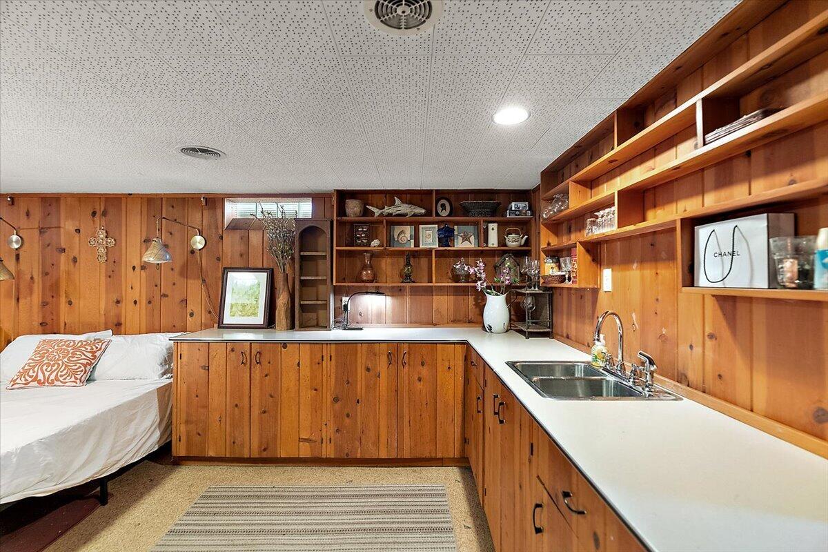4309 Sunnybrook Drive Kalamazoo MI 49008