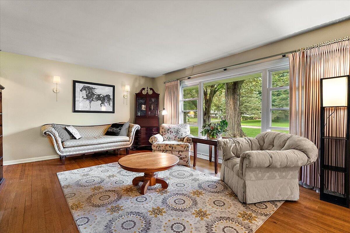 4309 Sunnybrook Drive Kalamazoo MI 49008