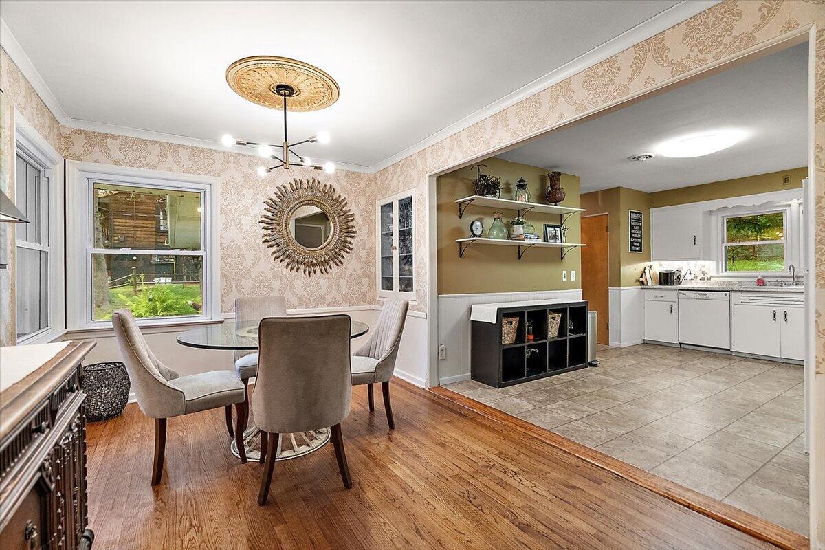 4309 Sunnybrook Drive Kalamazoo MI 49008
