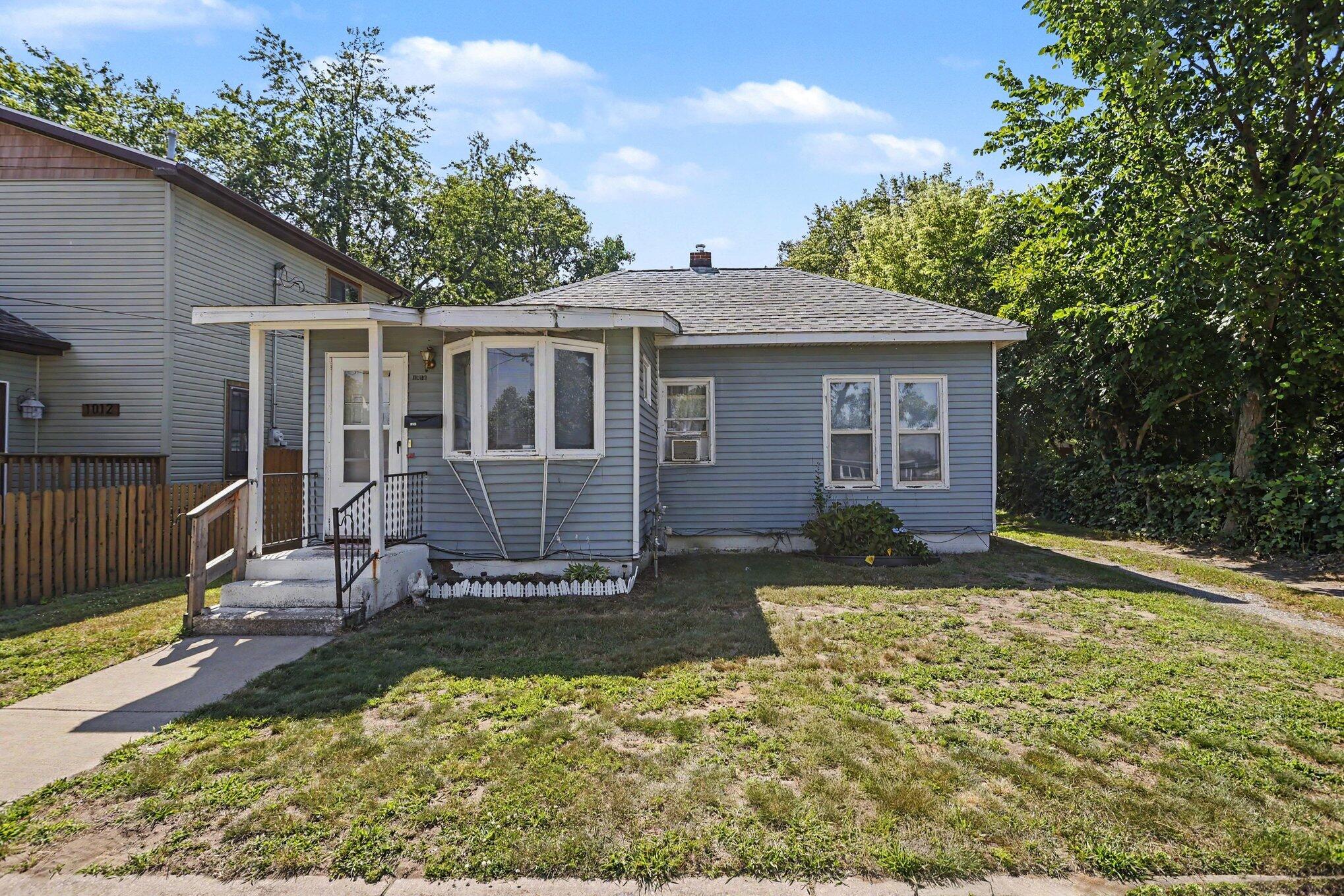 1010 Kalamazoo Street South Haven MI 49090