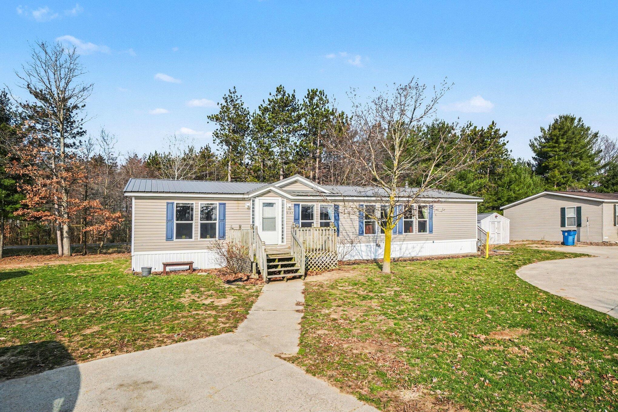 9137 Pine Lake Court West Olive MI 49460