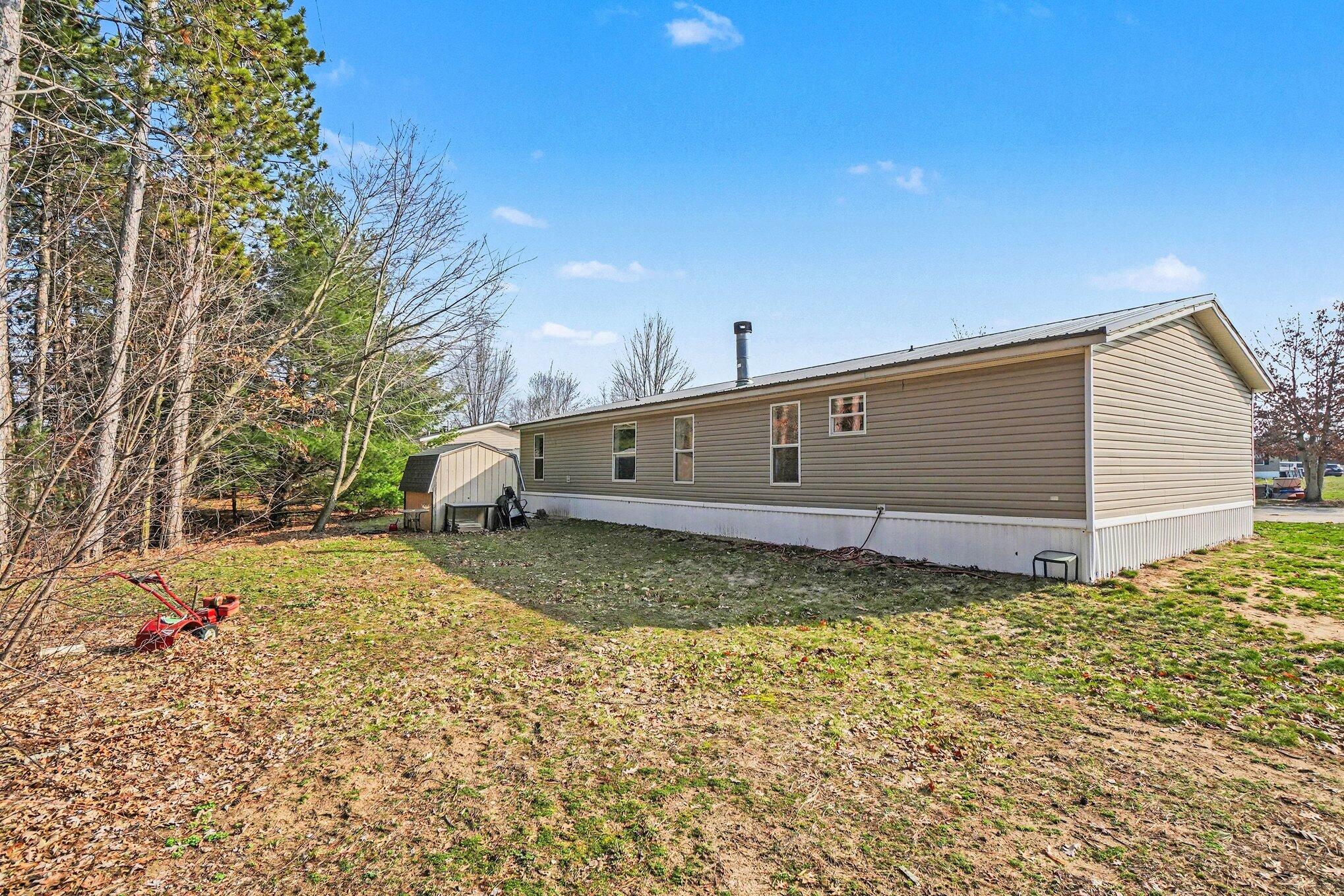9137 Pine Lake Court West Olive MI 49460