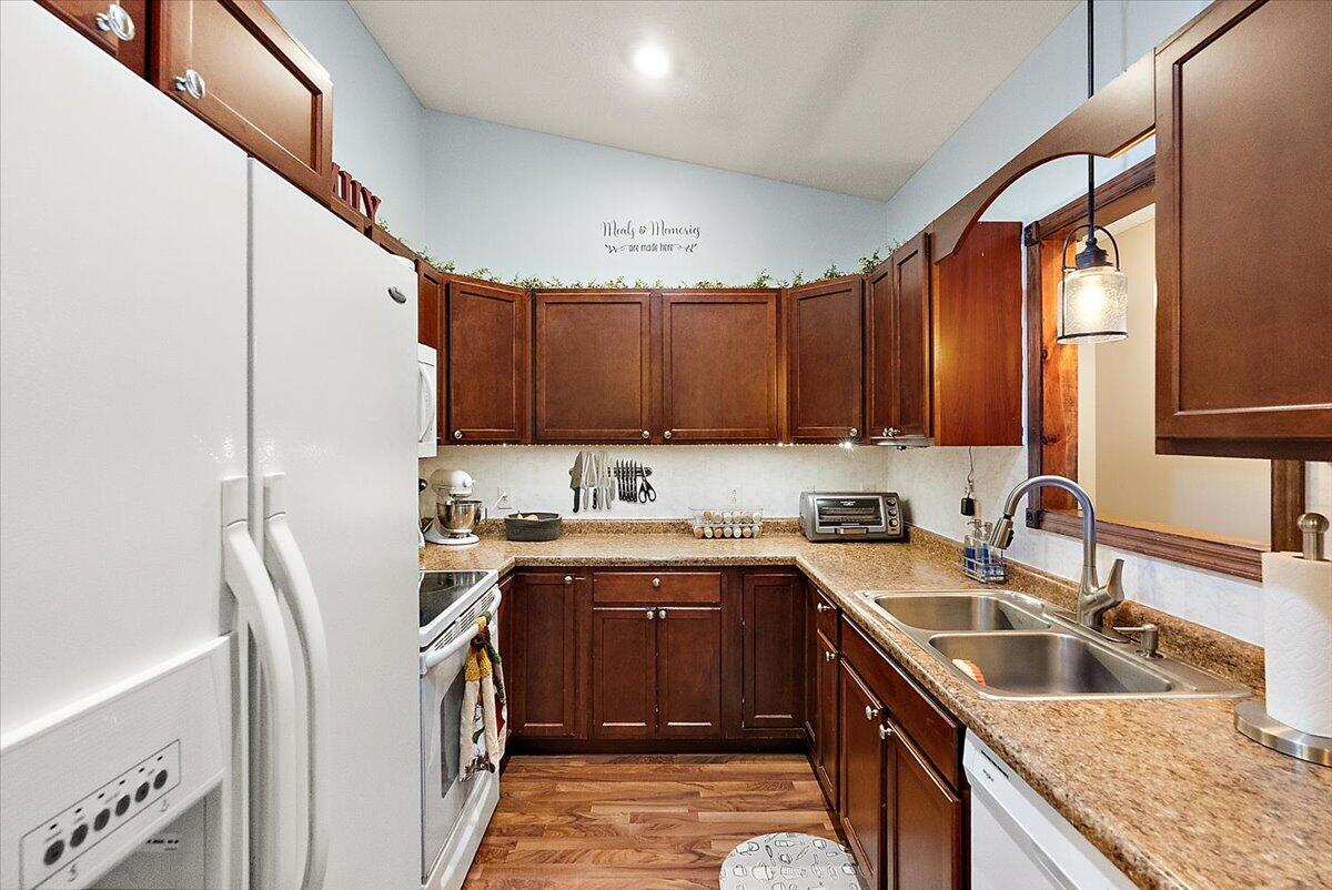 1110 Brian Drive Muskegon MI 49442