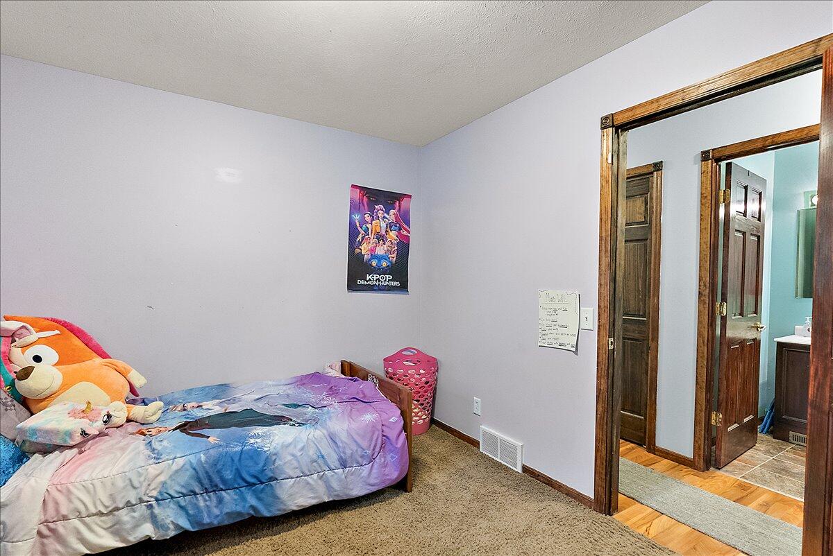 1110 Brian Drive Muskegon MI 49442