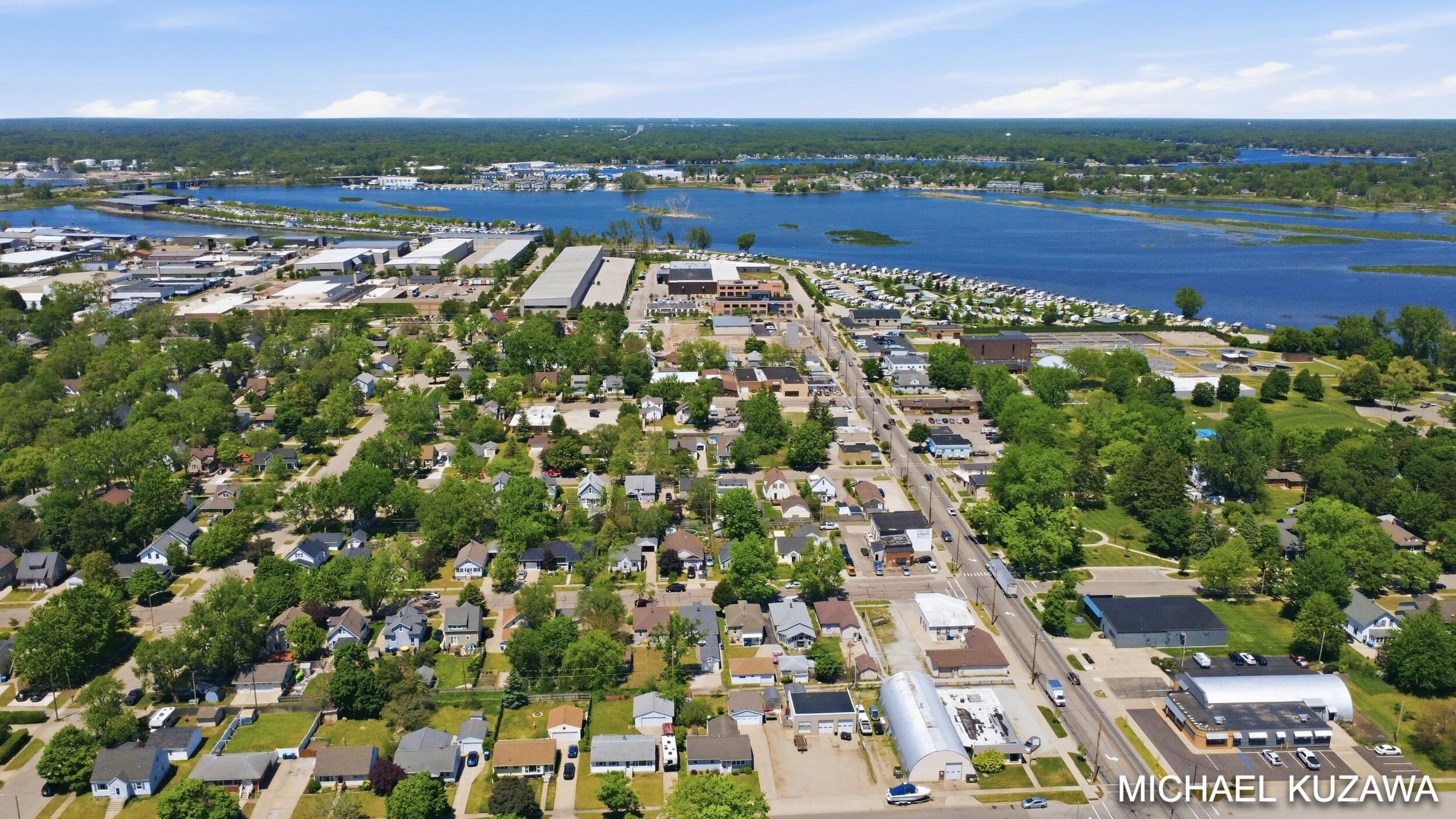 1438 Pennoyer Avenue Grand Haven MI 49417