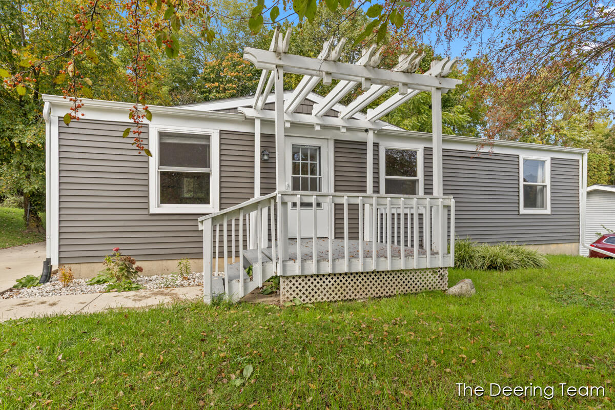 1865 Ball Avenue NE Grand Rapids MI 49505