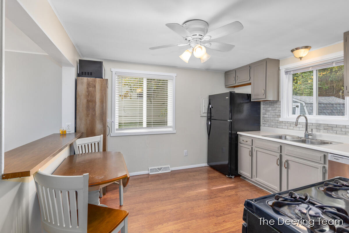 1865 Ball Avenue NE Grand Rapids MI 49505