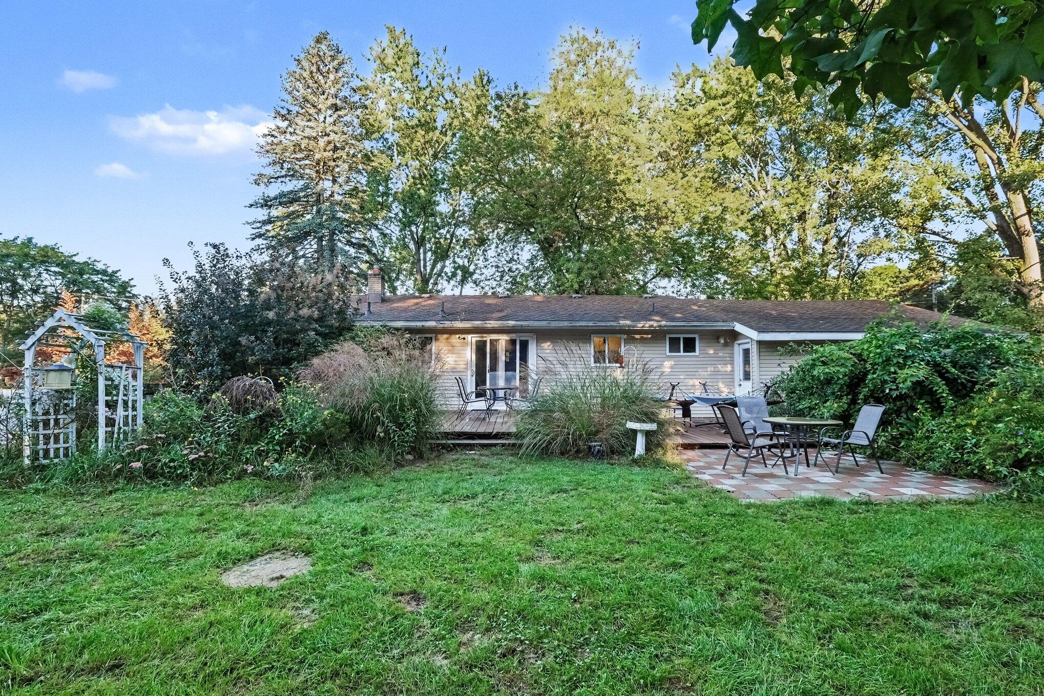 7864 Myers Lake Avenue NE Rockford MI 49341