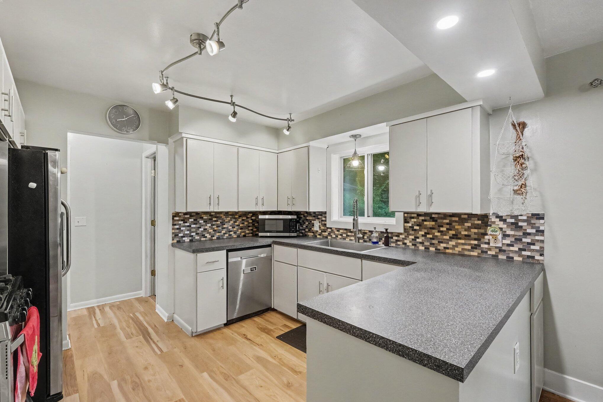 7864 Myers Lake Avenue NE Rockford MI 49341
