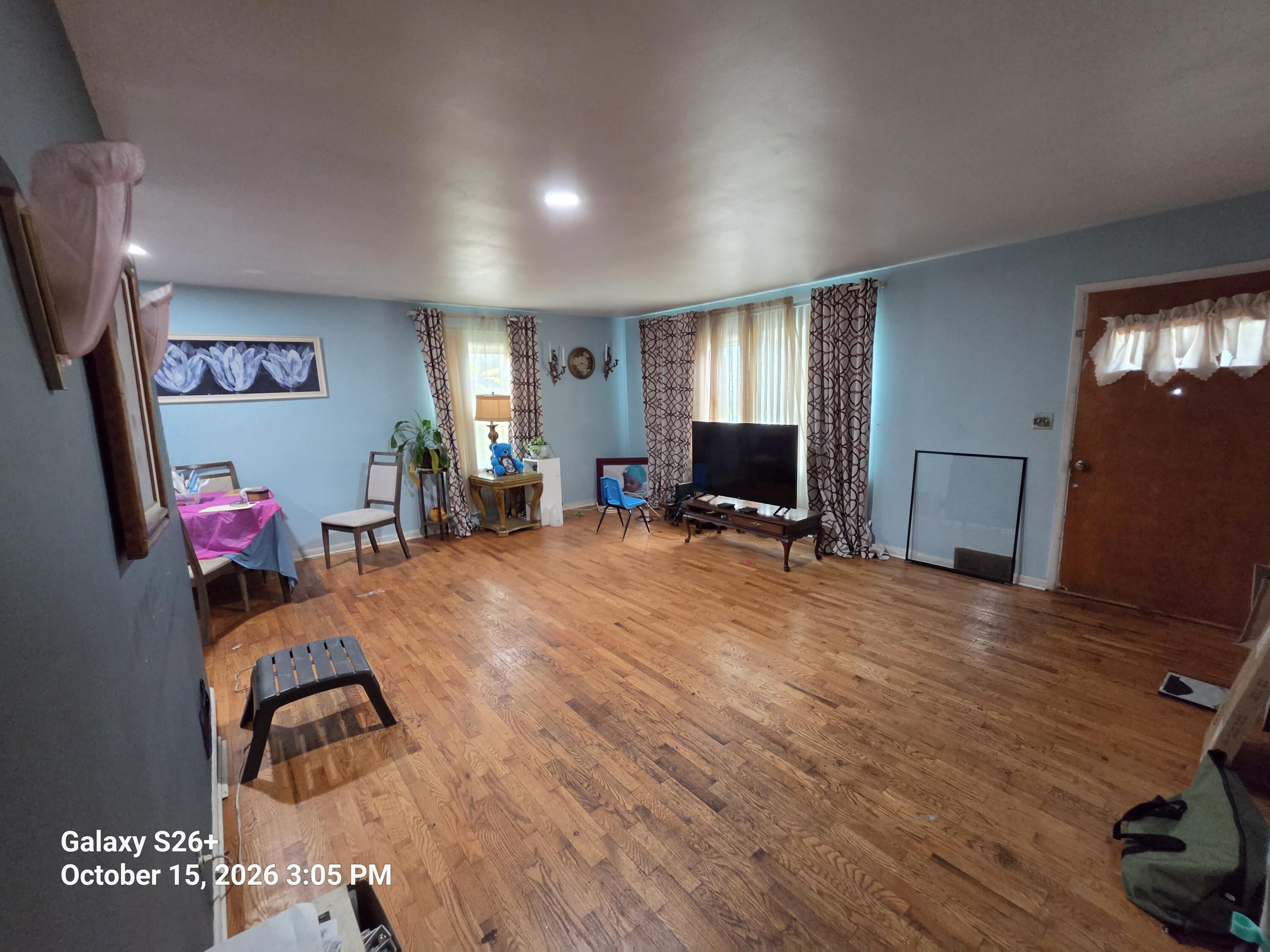1858 Broadway Benton Harbor MI 49022