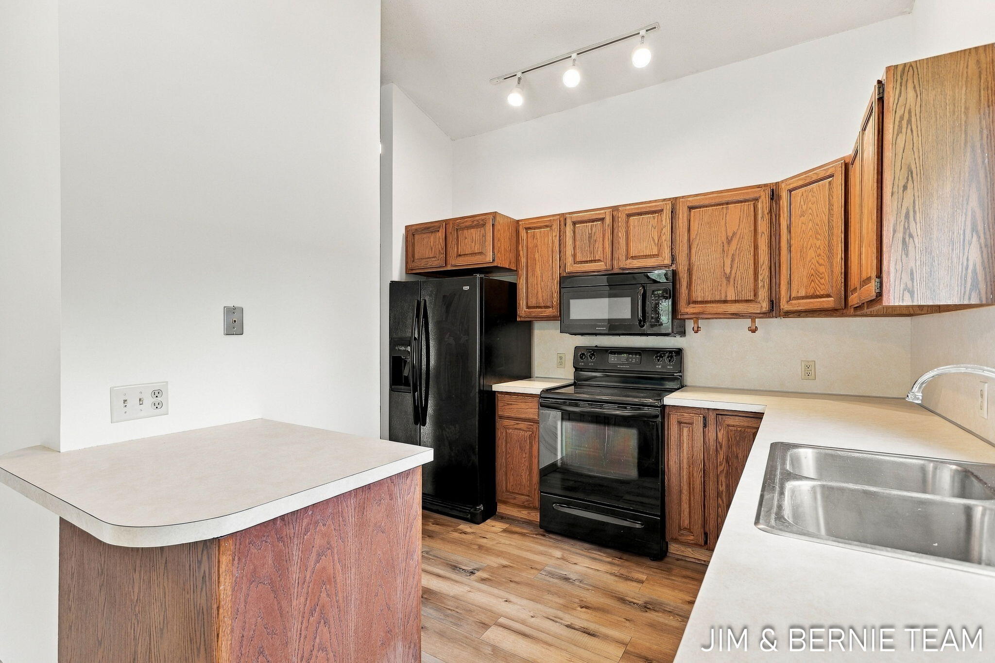 3114 Fox Fire Trail Zeeland MI 49464