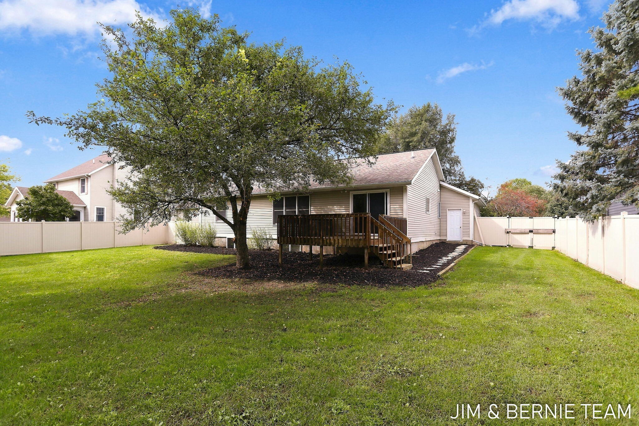 3114 Fox Fire Trail Zeeland MI 49464