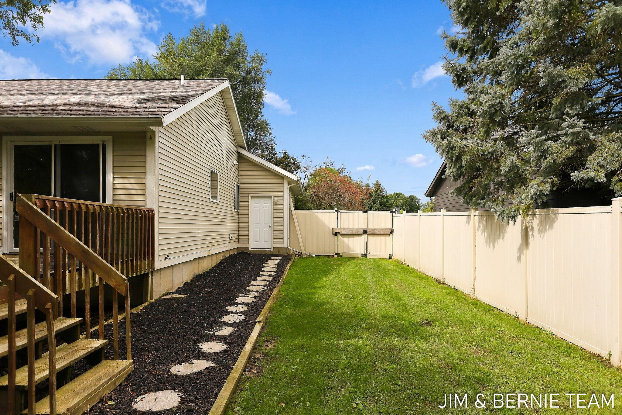 3114 Fox Fire Trail Zeeland MI 49464