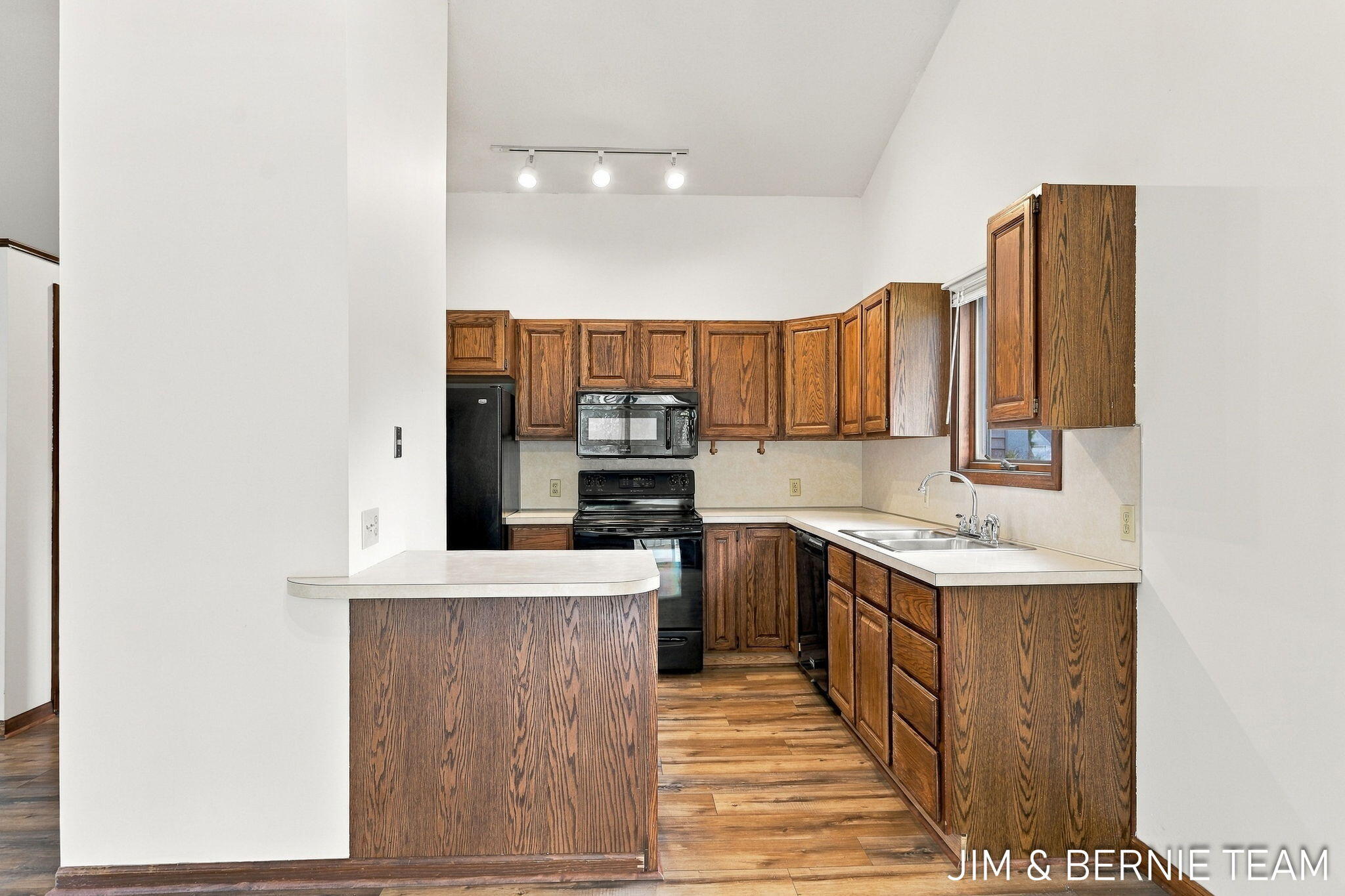 3114 Fox Fire Trail Zeeland MI 49464