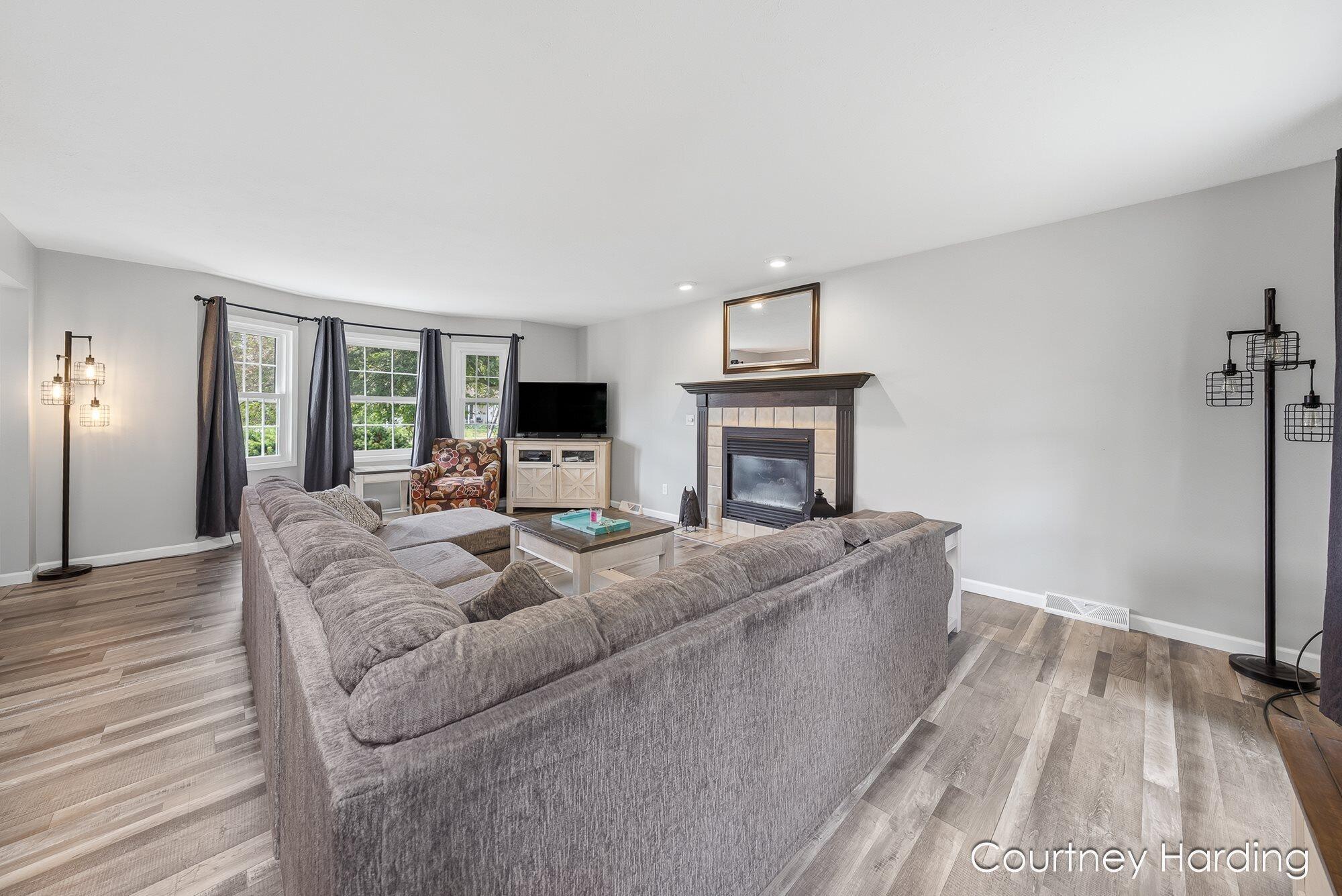 3729 Mesa Court NE Rockford MI 49341
