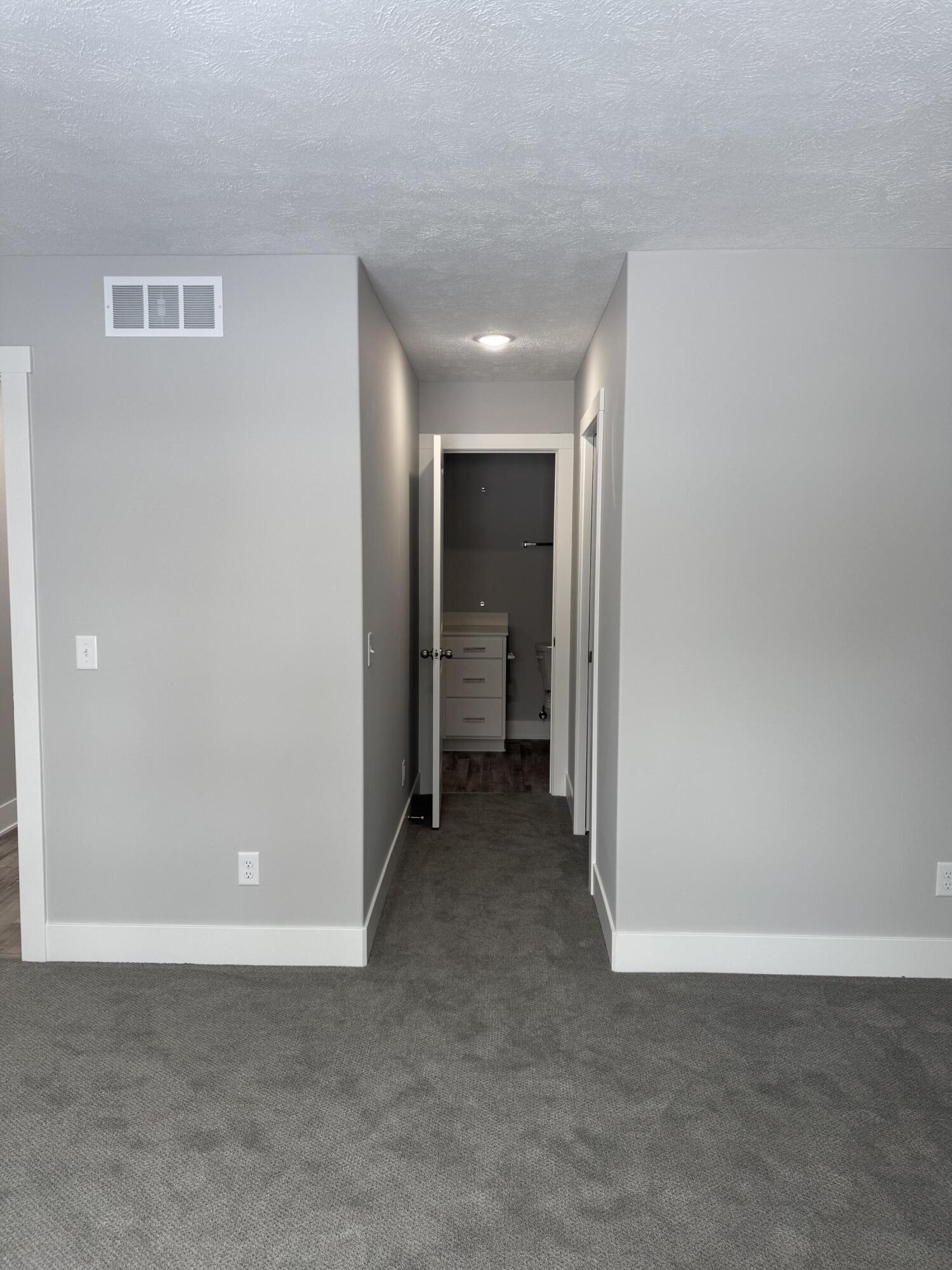 1366 Leonard Avenue Muskegon MI 49442
