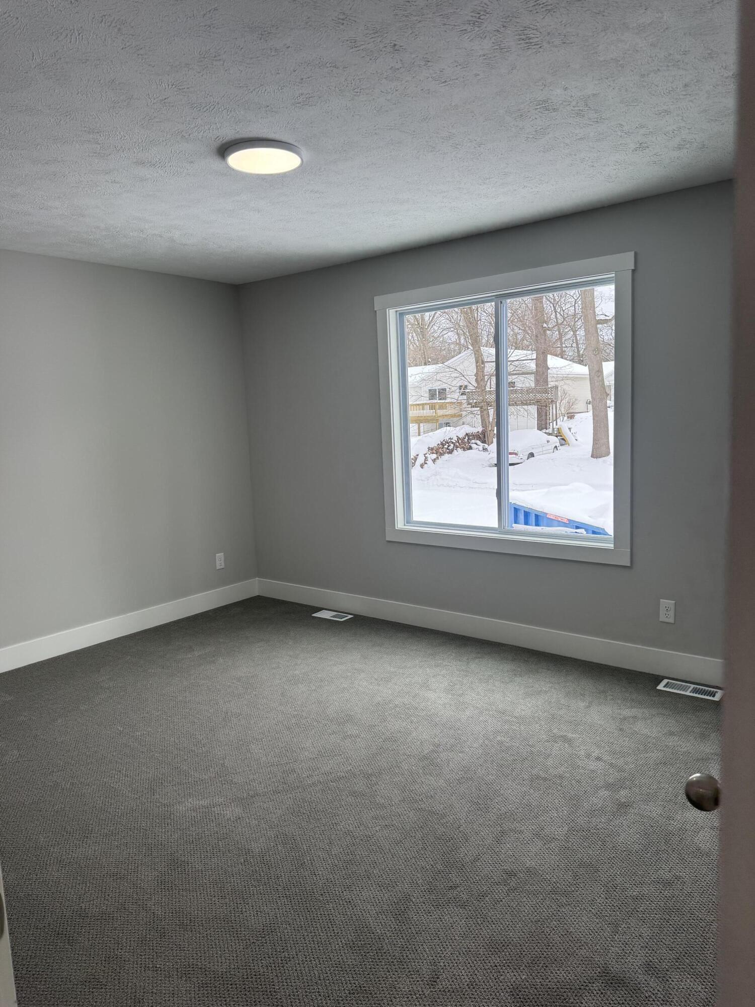 1366 Leonard Avenue Muskegon MI 49442