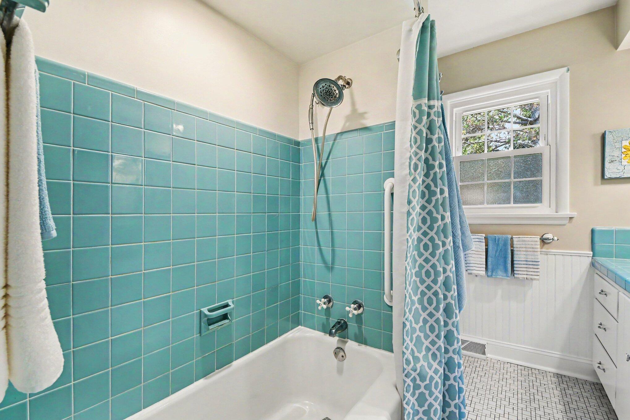1946 Radcliff Avenue SE Grand Rapids MI 49506