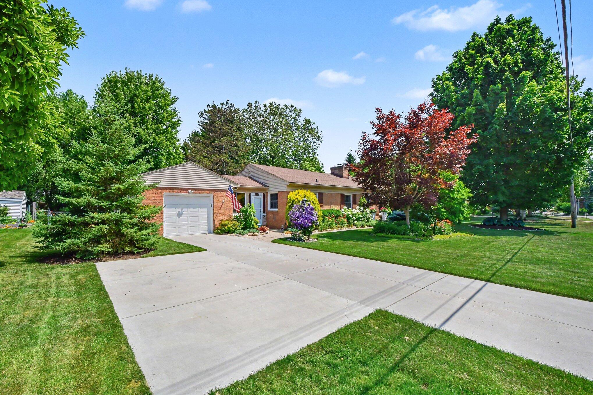 1946 Radcliff Avenue SE Grand Rapids MI 49506