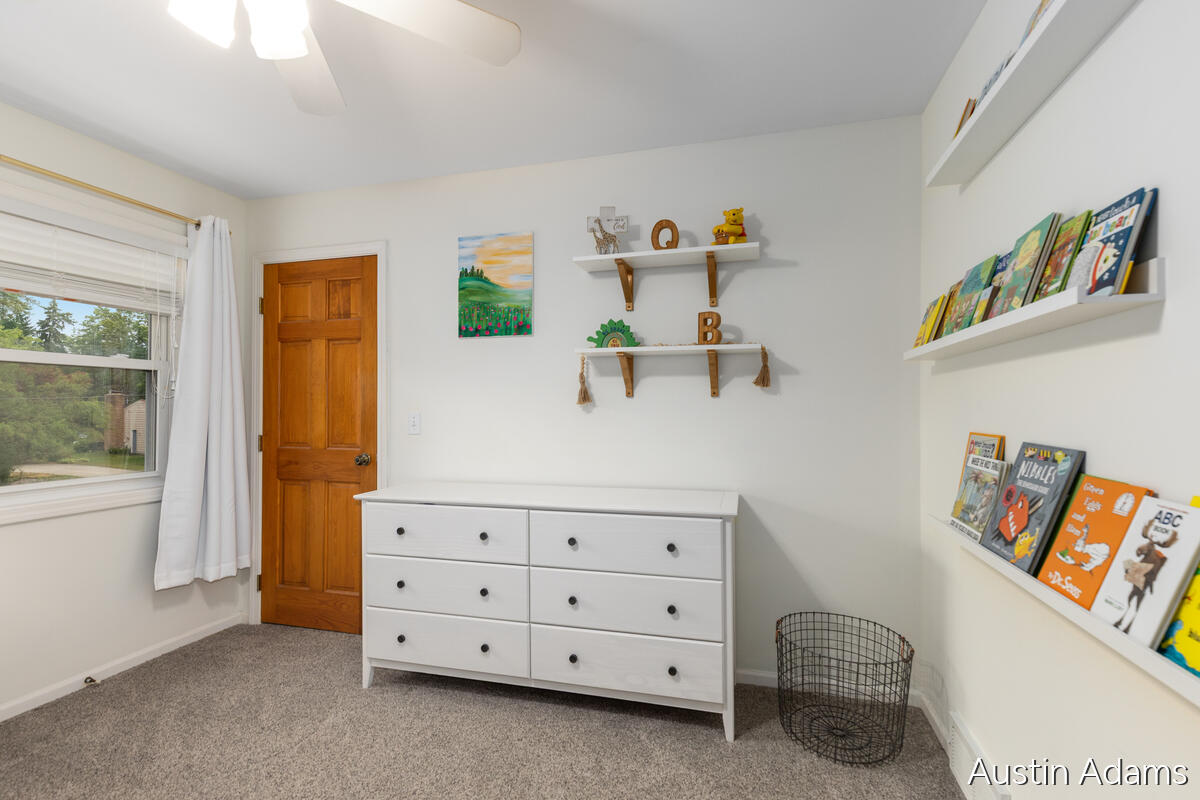 2110 Fawnwood Drive SE Grand Rapids MI 49508
