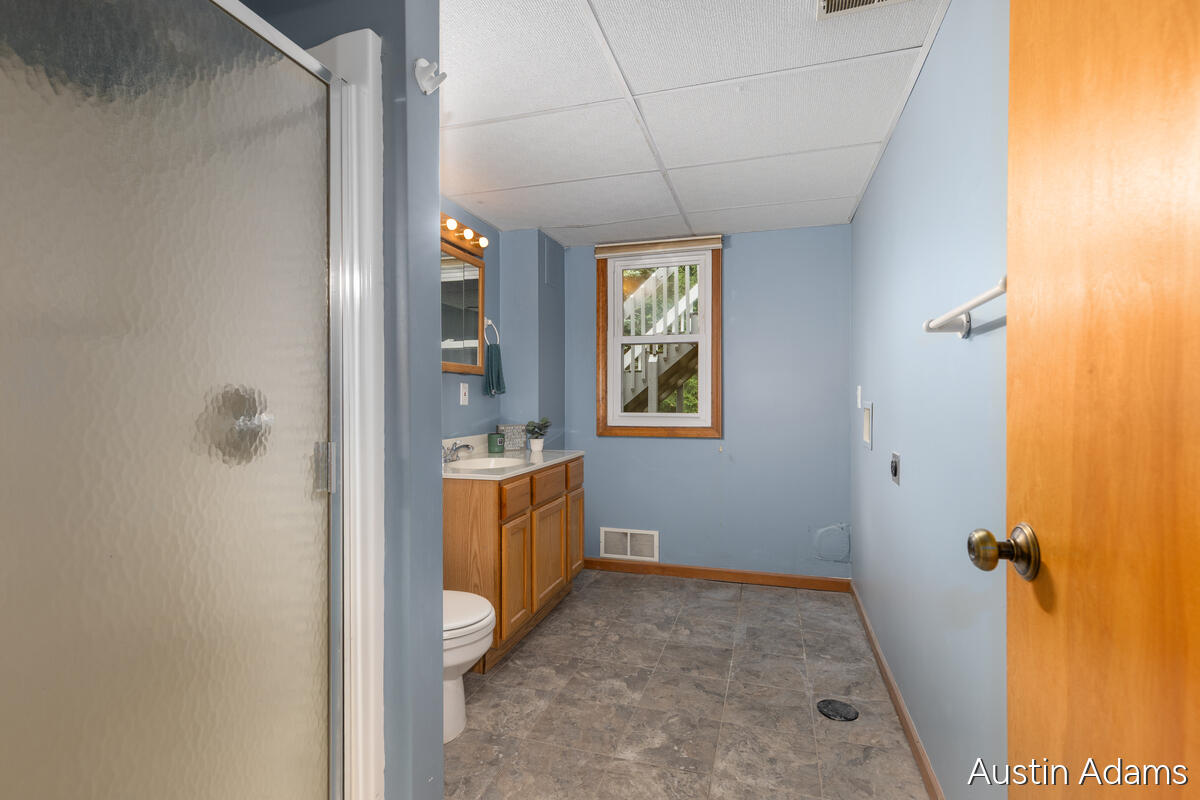 2110 Fawnwood Drive SE Grand Rapids MI 49508