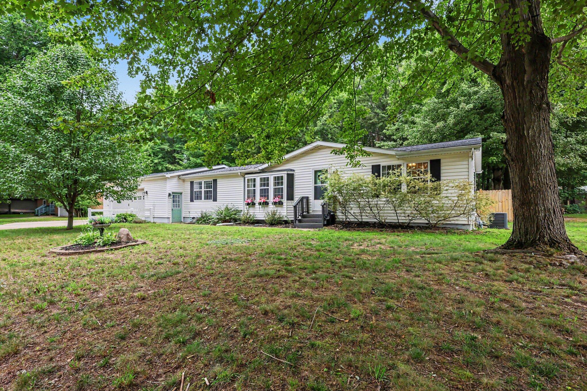 South Haven MI, 67749 Ridgewood Drive S