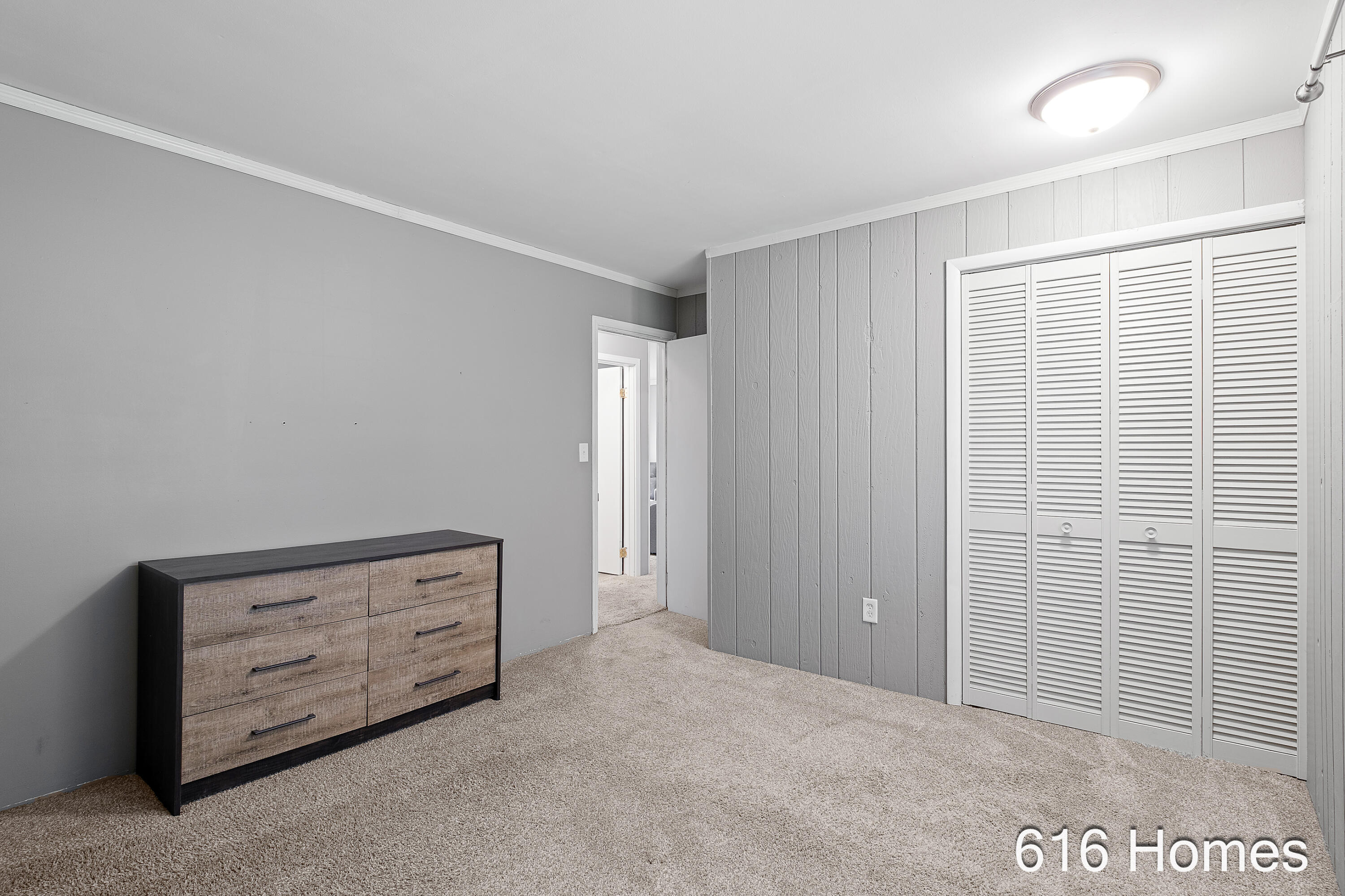 1911 Benjamin Avenue NE Grand Rapids MI 49505