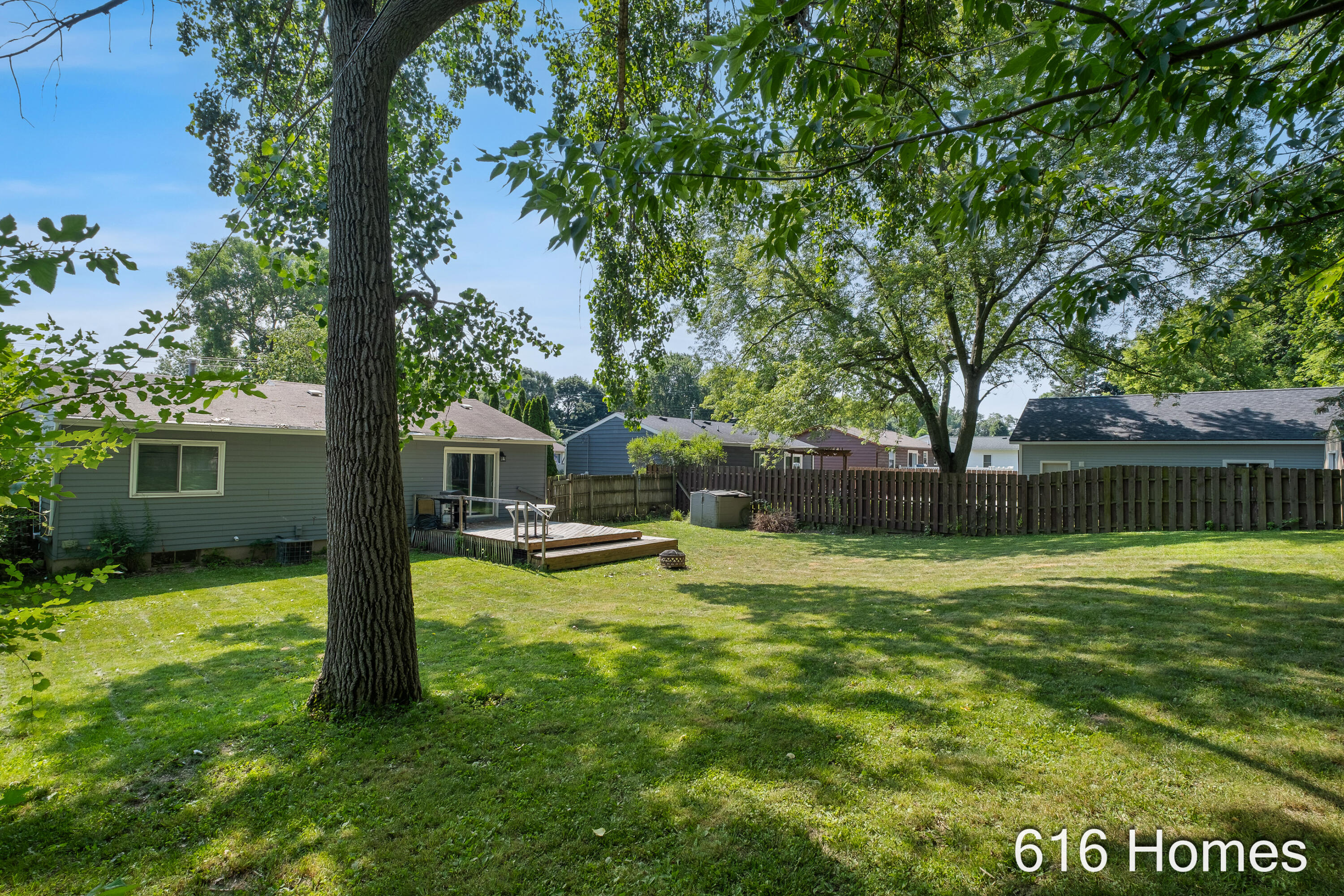 1911 Benjamin Avenue NE Grand Rapids MI 49505