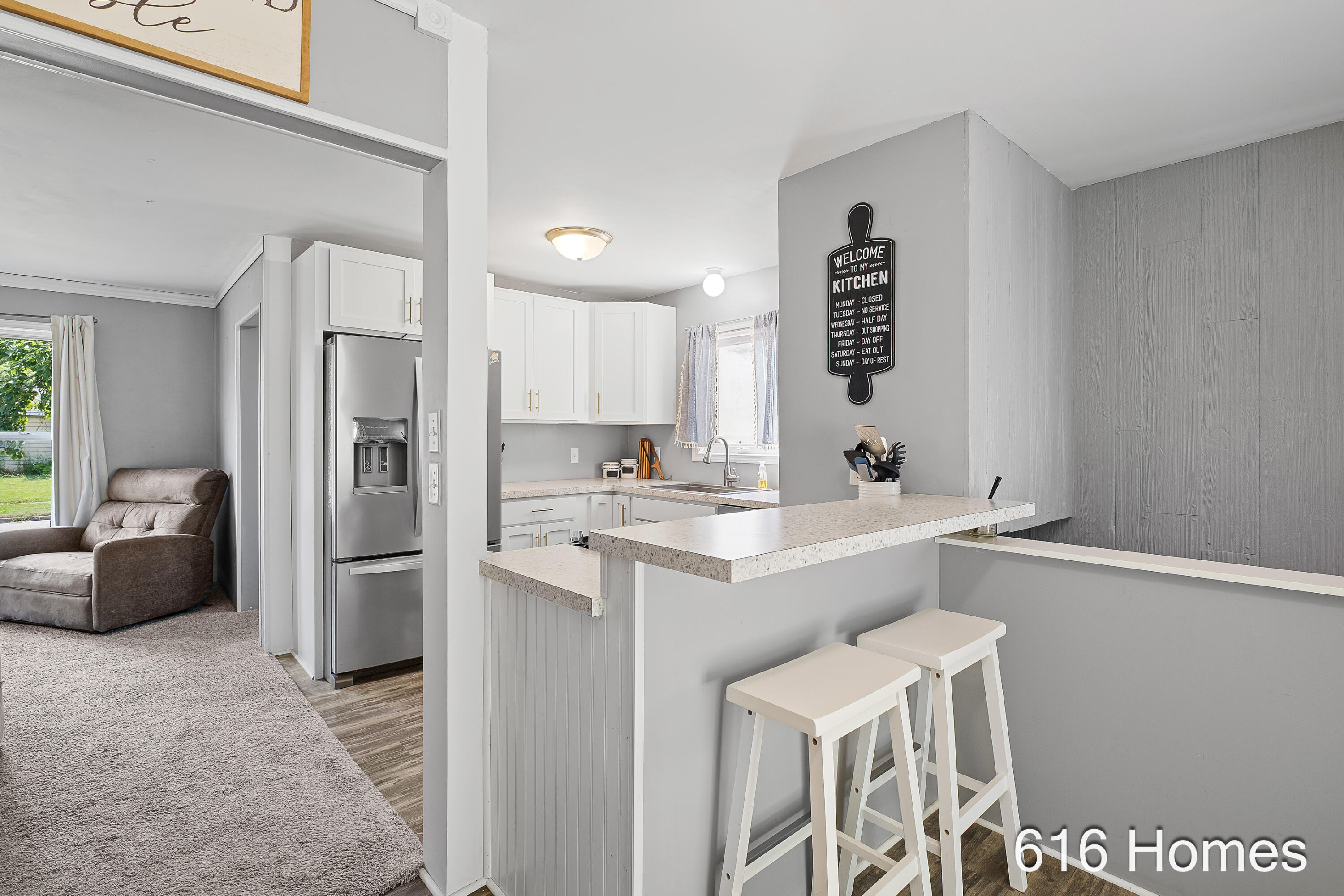 1911 Benjamin Avenue NE Grand Rapids MI 49505