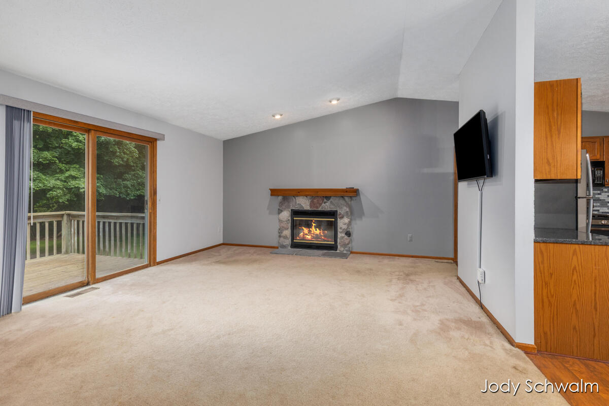 2223 Maguire Avenue NE Grand Rapids MI 49525