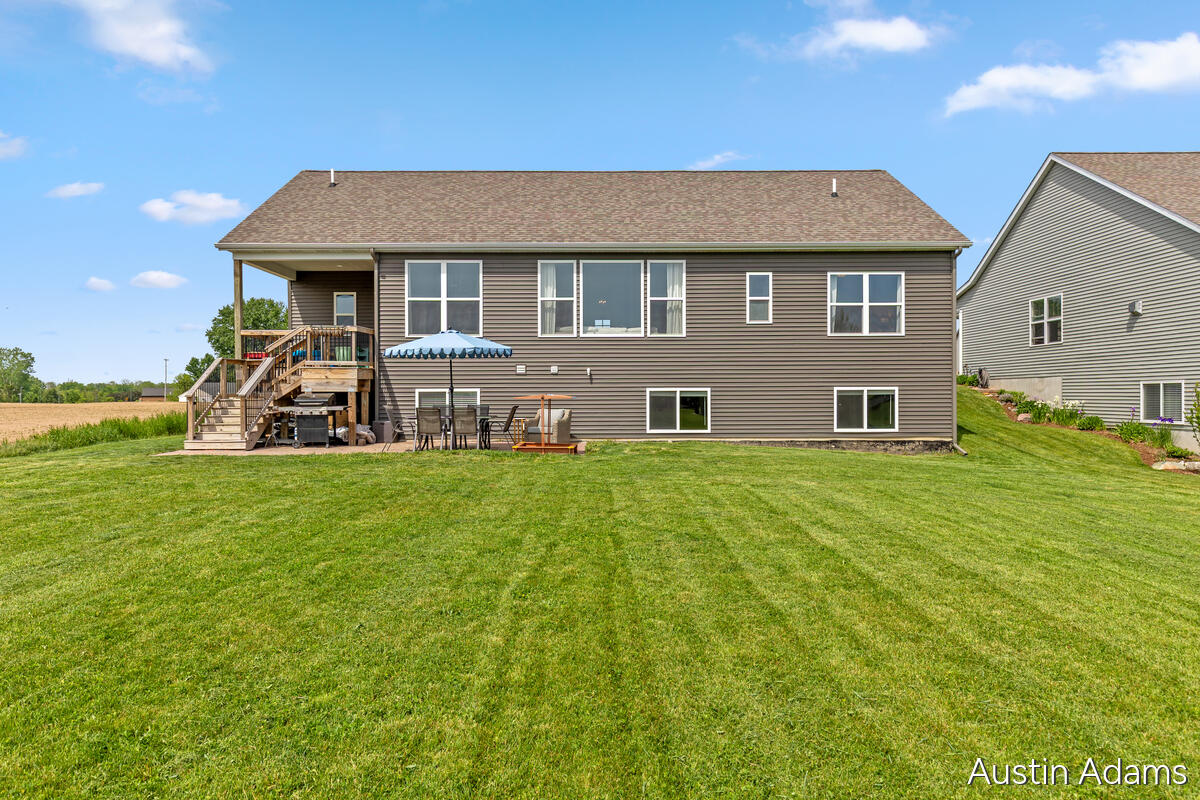 204 Ira Spring Road Holland MI 49423