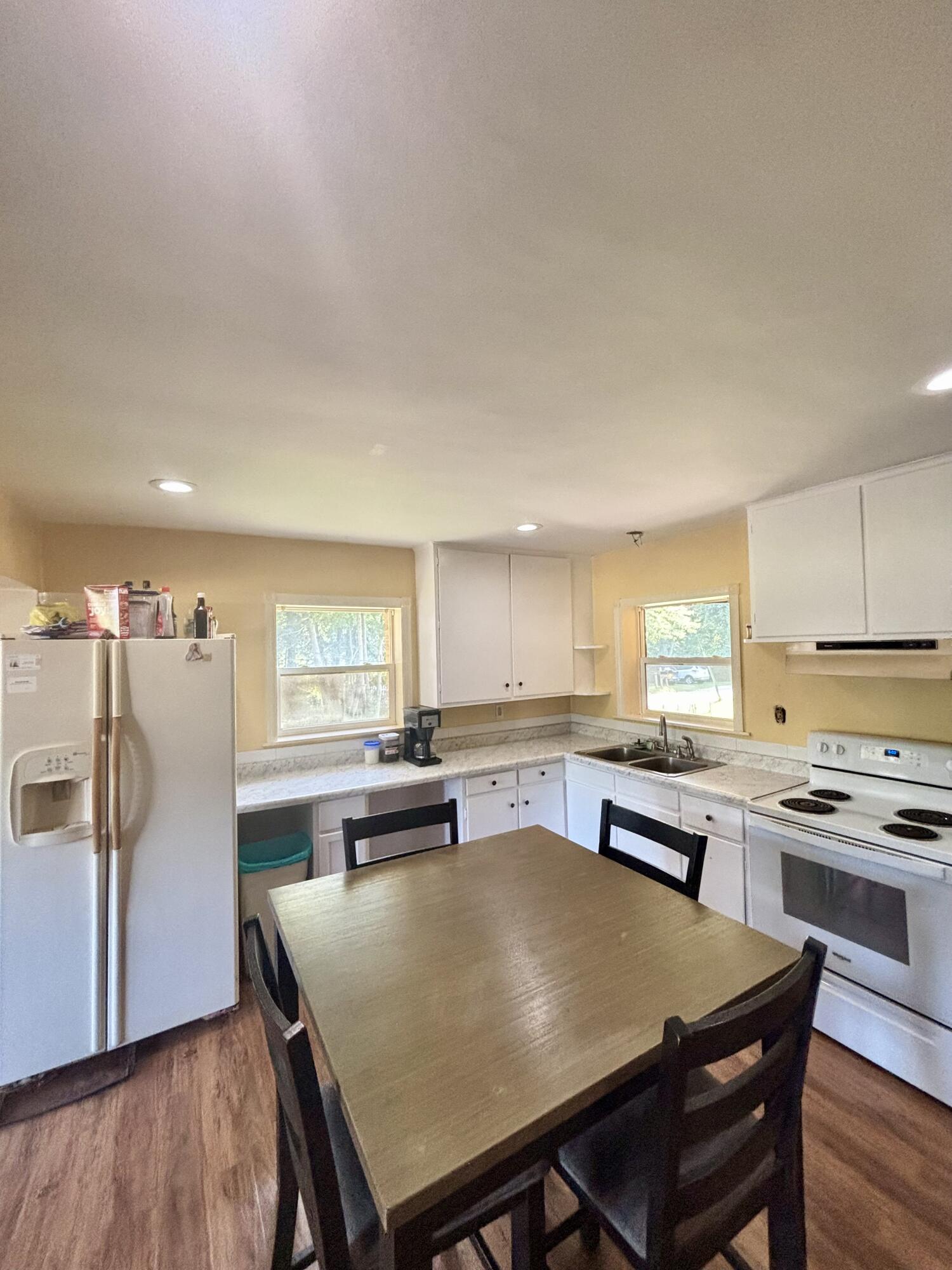 4736 South Street Benton Harbor MI 49022