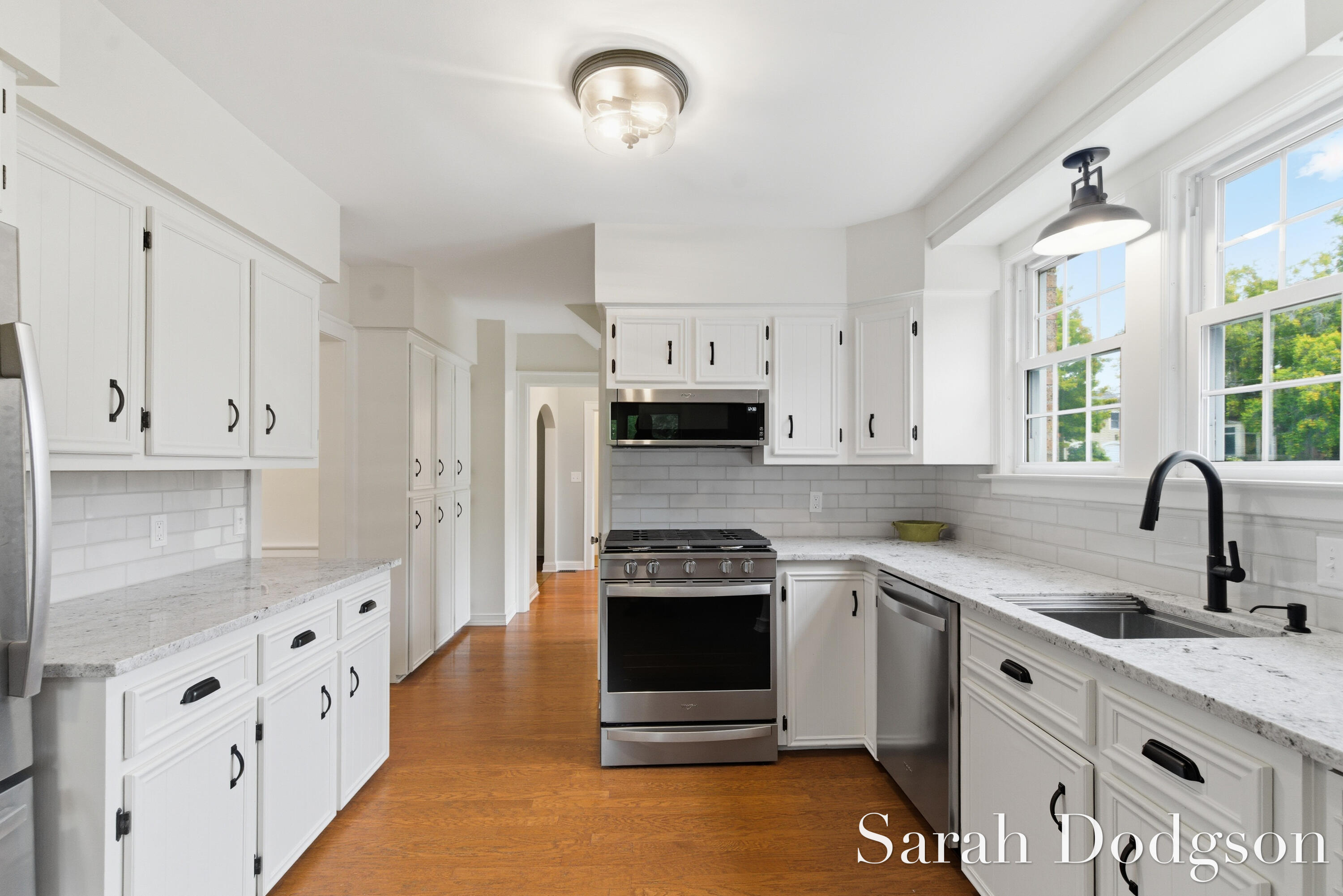 2752 Maplewood Drive SE East Grand Rapids MI 49506