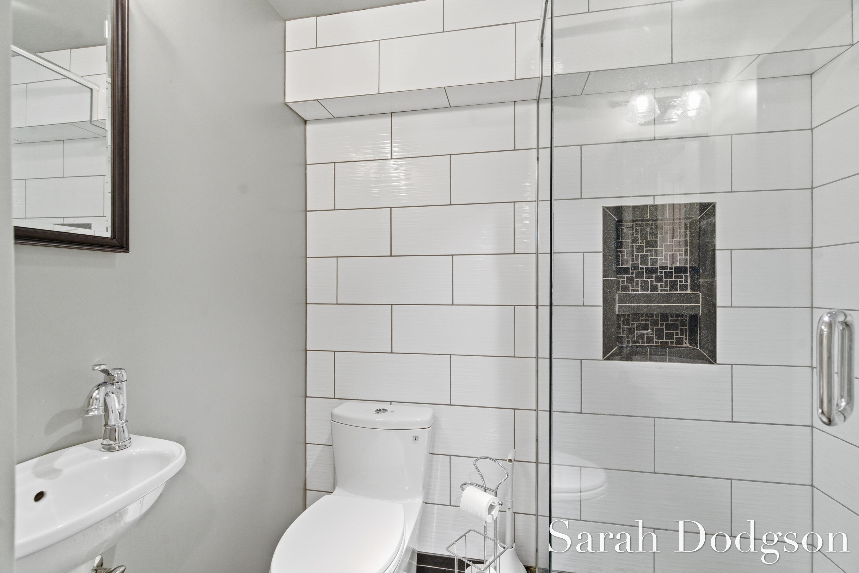 2752 Maplewood Drive SE East Grand Rapids MI 49506