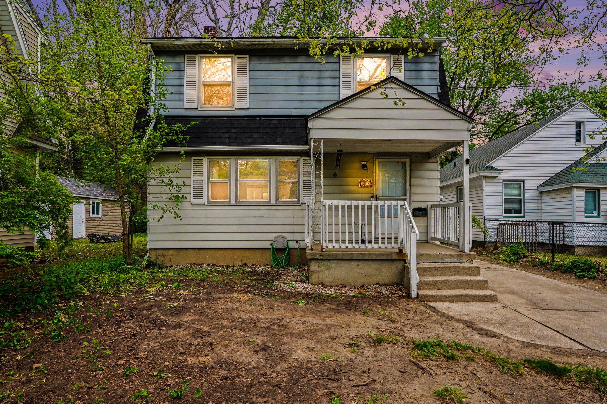 1914 Kalamazoo Avenue SE Grand Rapids MI 49507