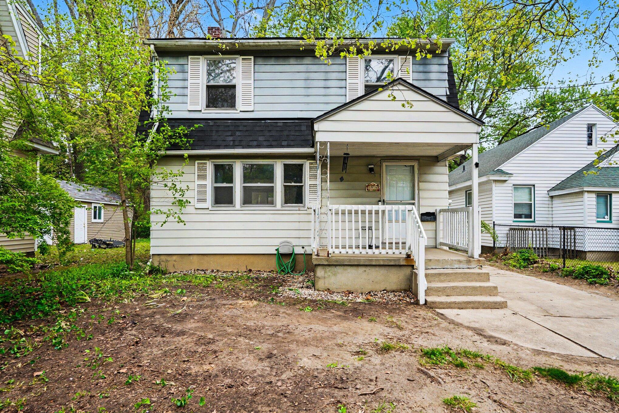 1914 Kalamazoo Avenue SE Grand Rapids MI 49507