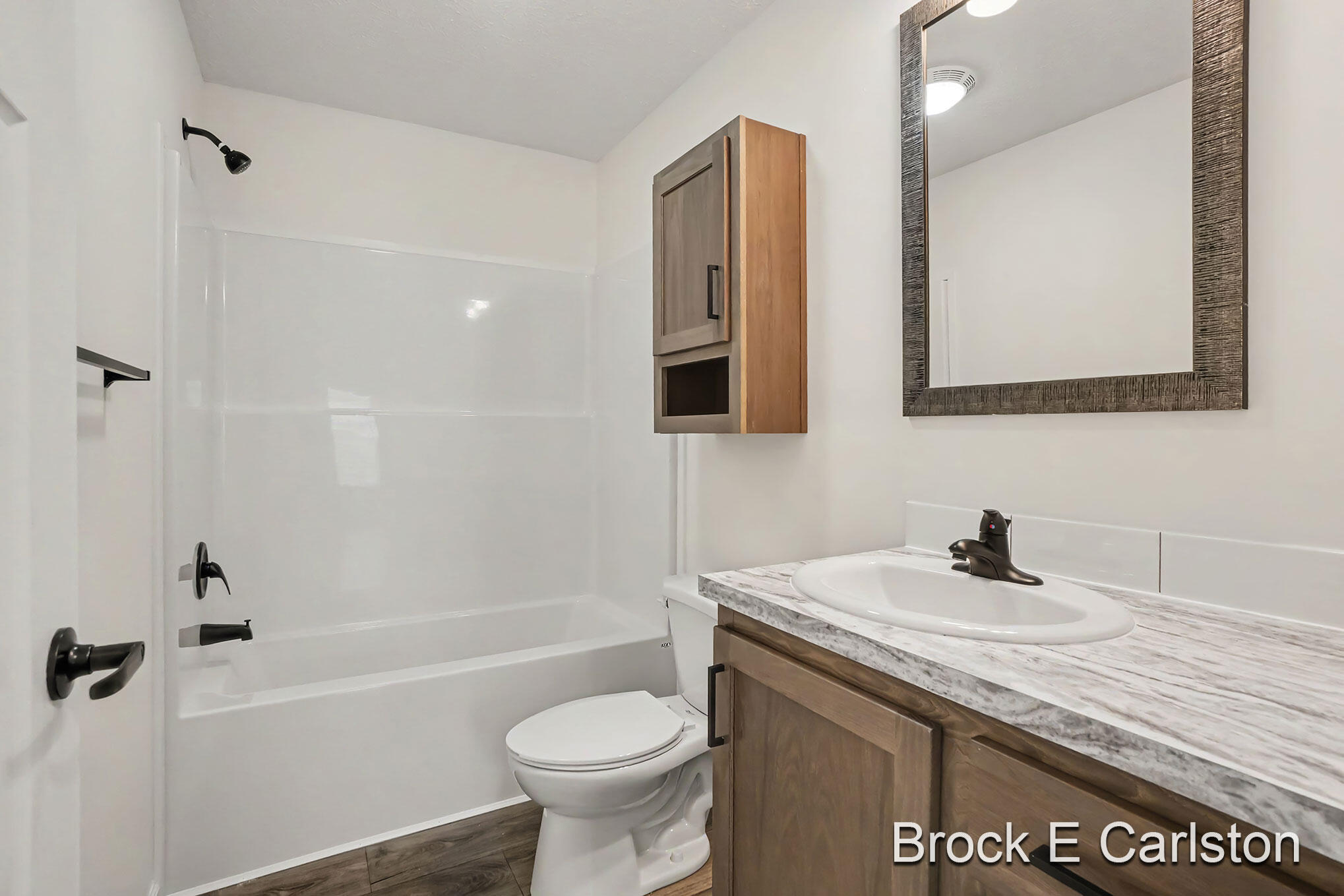 1283 E Ellis Road Norton Shores MI 49441