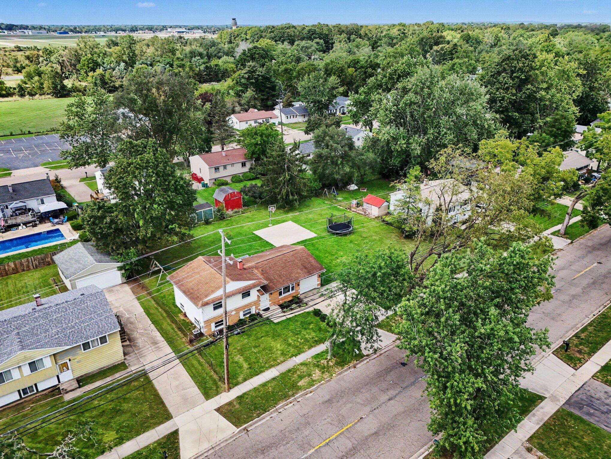5836 Meredith Street Portage MI 49002