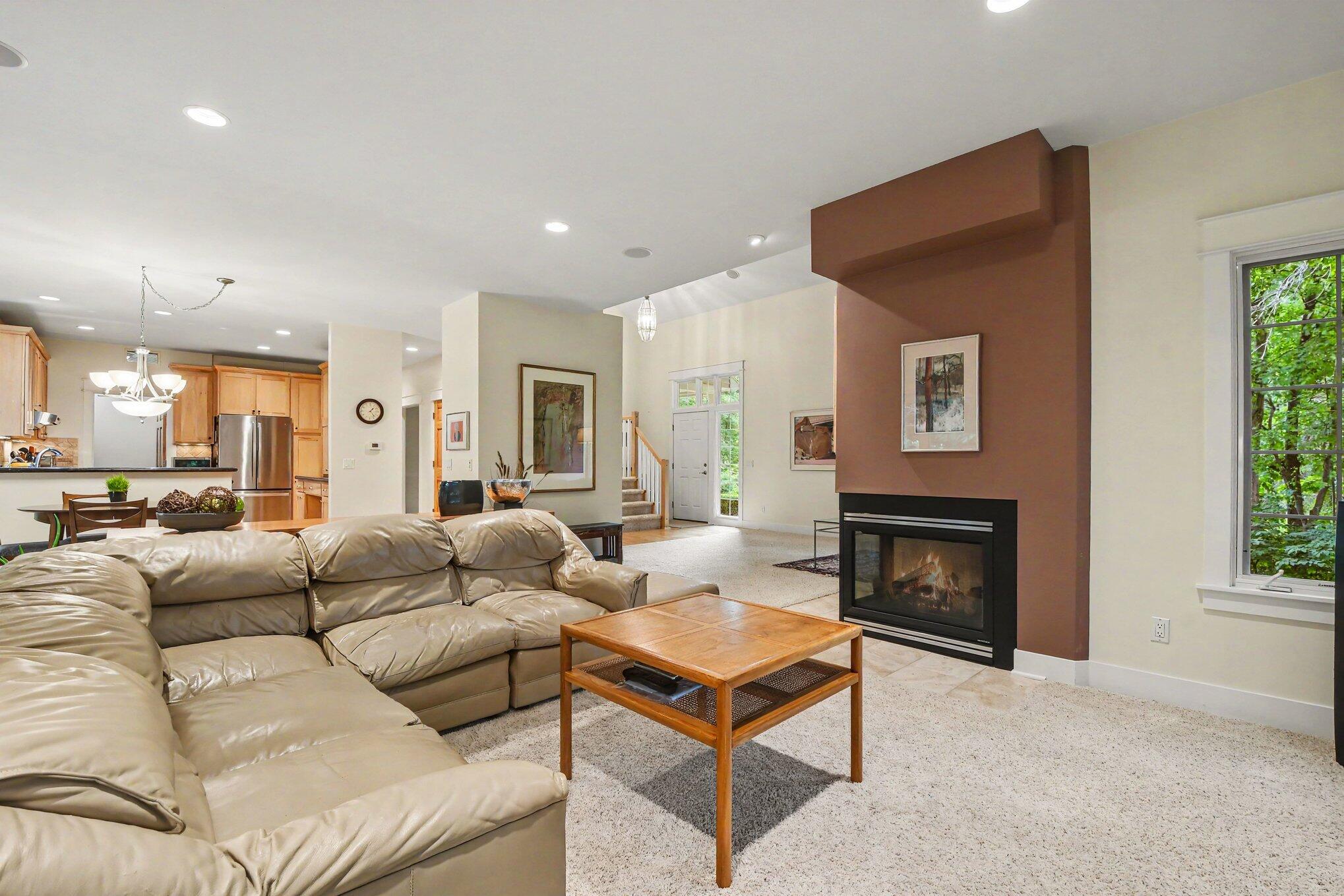 7518 Barn Ridge Drive NE Rockford MI 49341