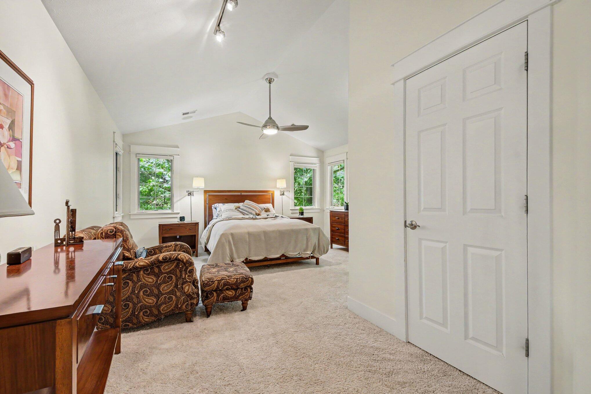 7518 Barn Ridge Drive NE Rockford MI 49341