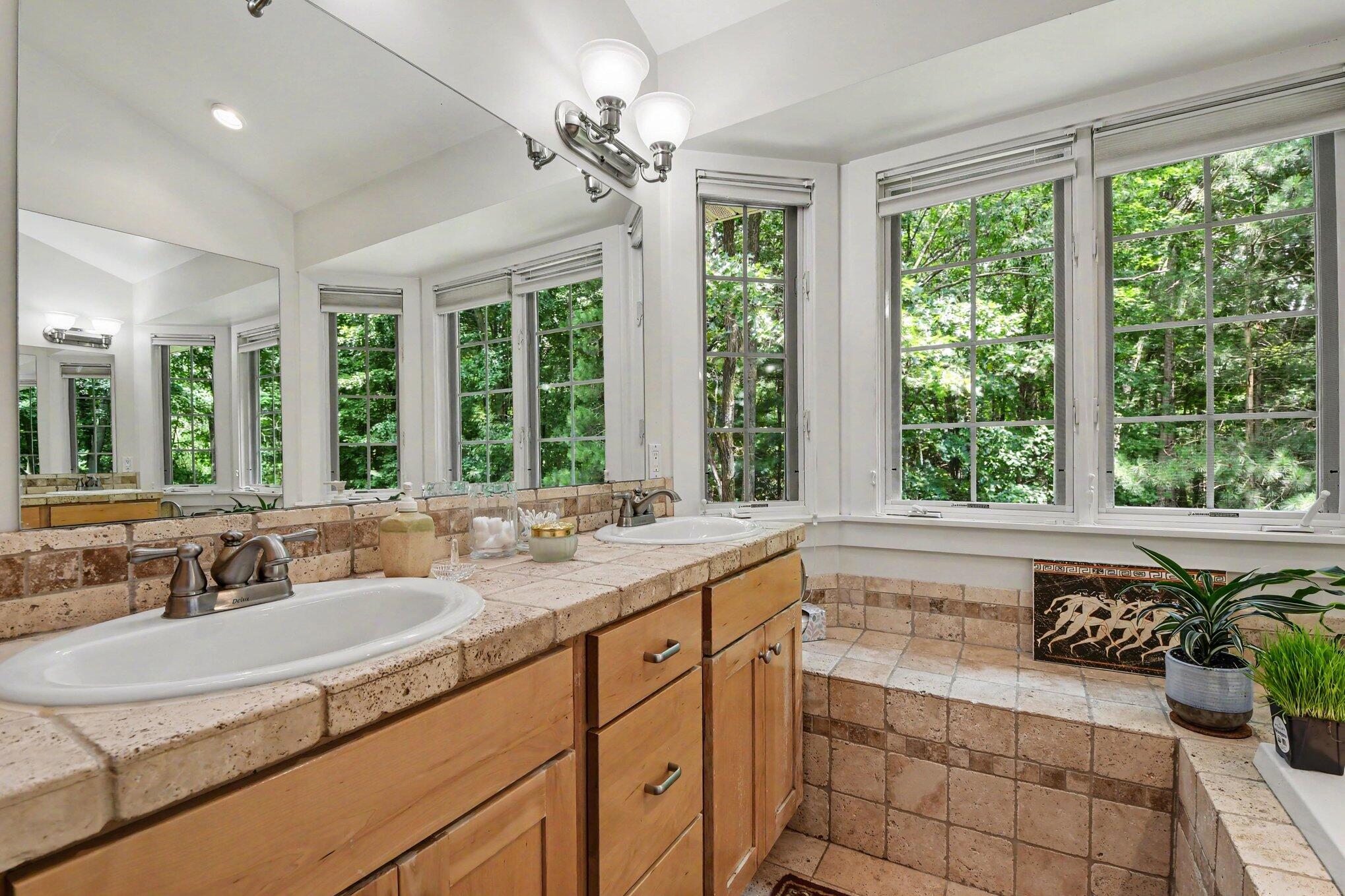 7518 Barn Ridge Drive NE Rockford MI 49341