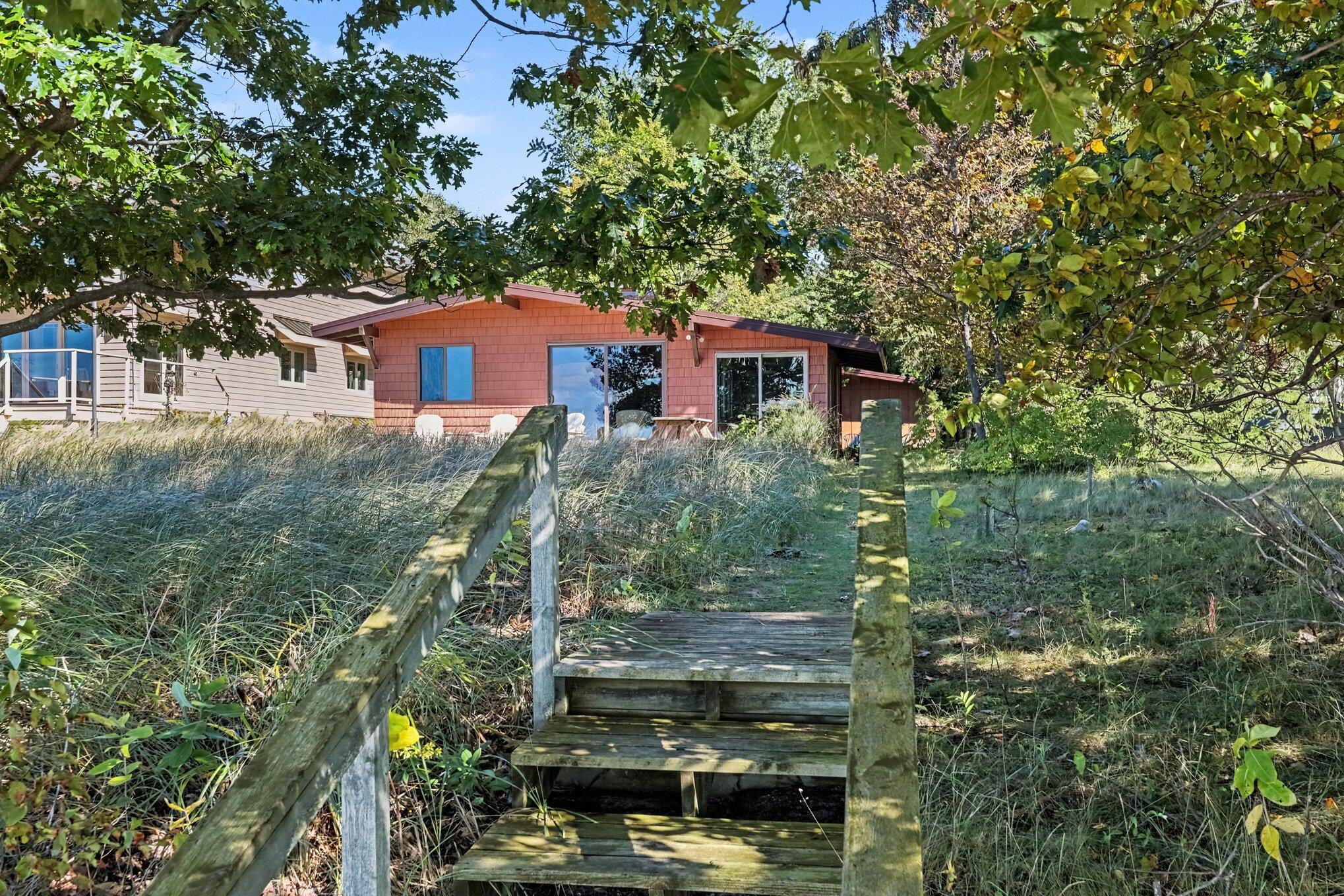 5865 Lakeshore Avenue Holland MI 49424