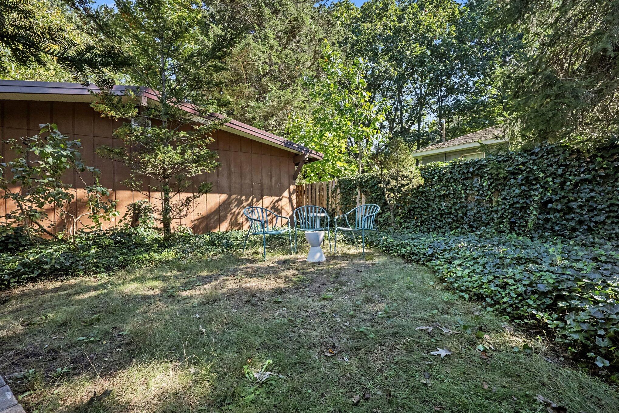 5865 Lakeshore Avenue Holland MI 49424