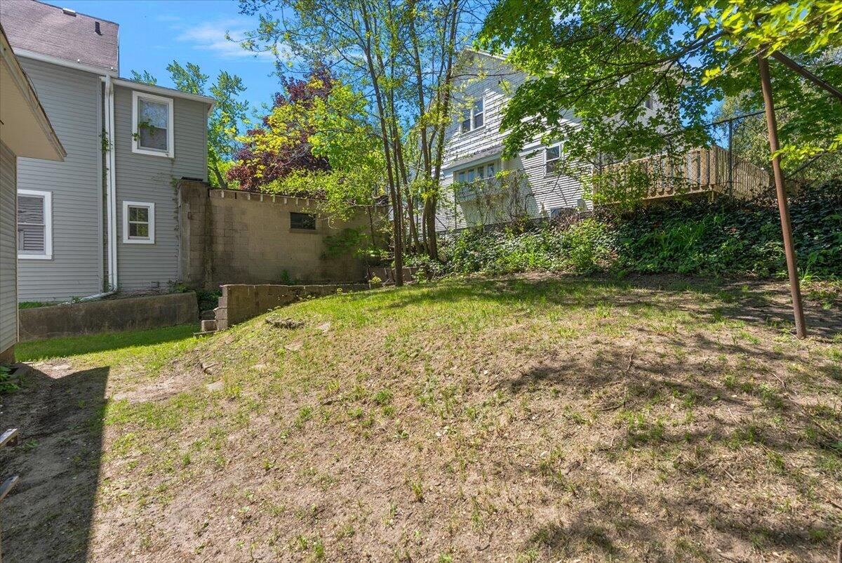 705 Lafayette Avenue NE Grand Rapids MI 49503