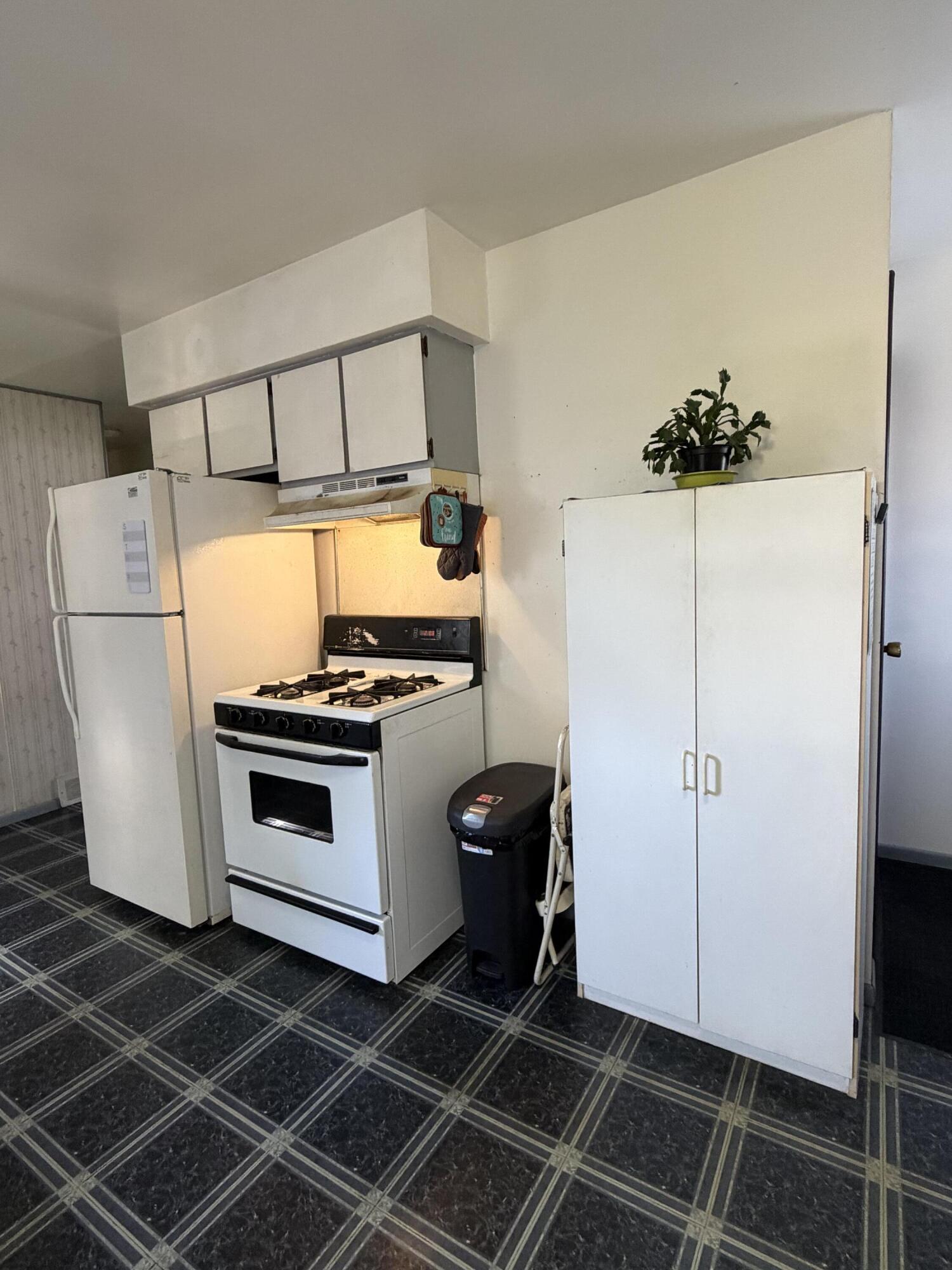 5618 Lantana Avenue Kalamazoo MI 49048