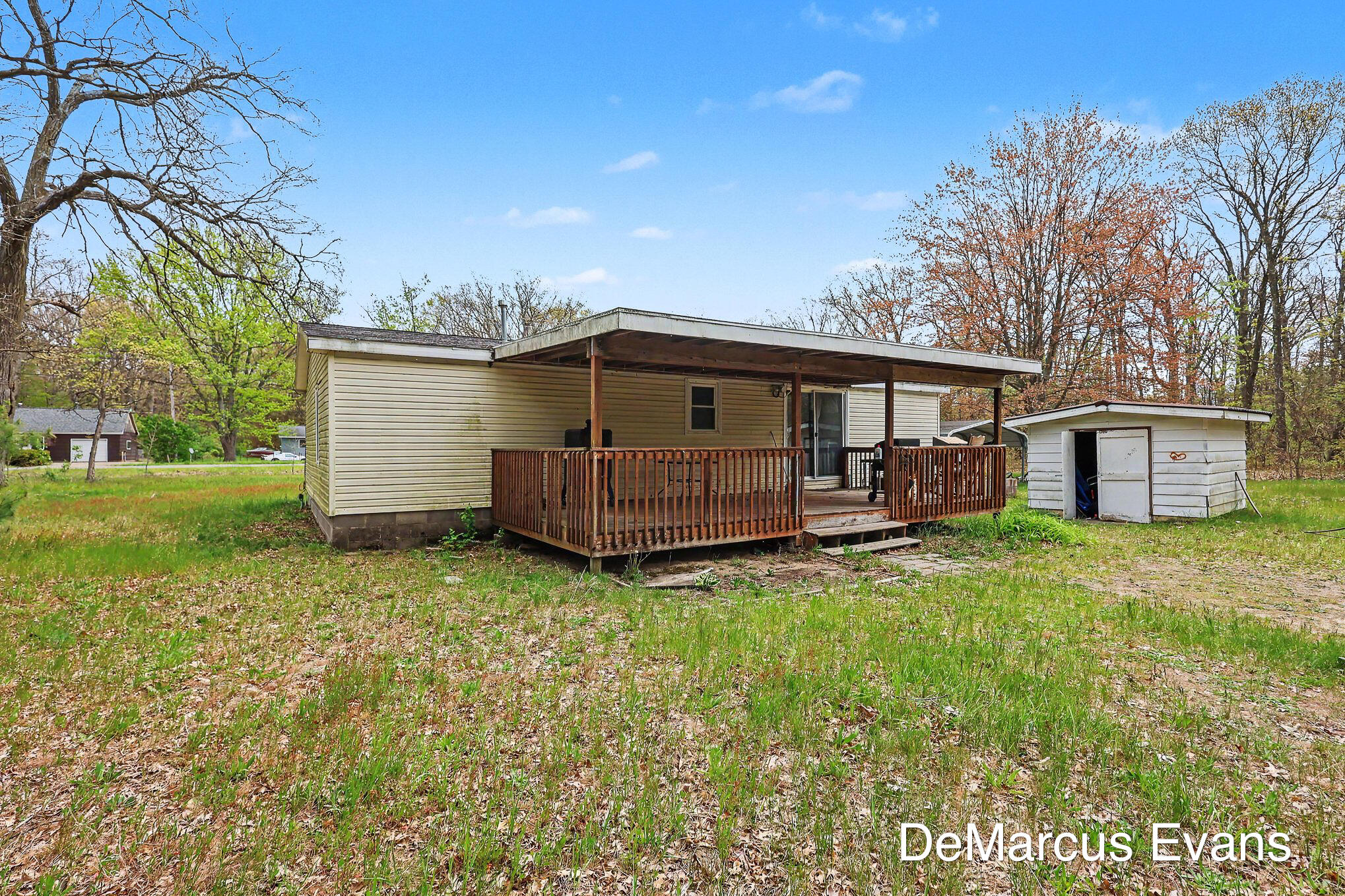 1575 S Brooks Road Muskegon MI 49442