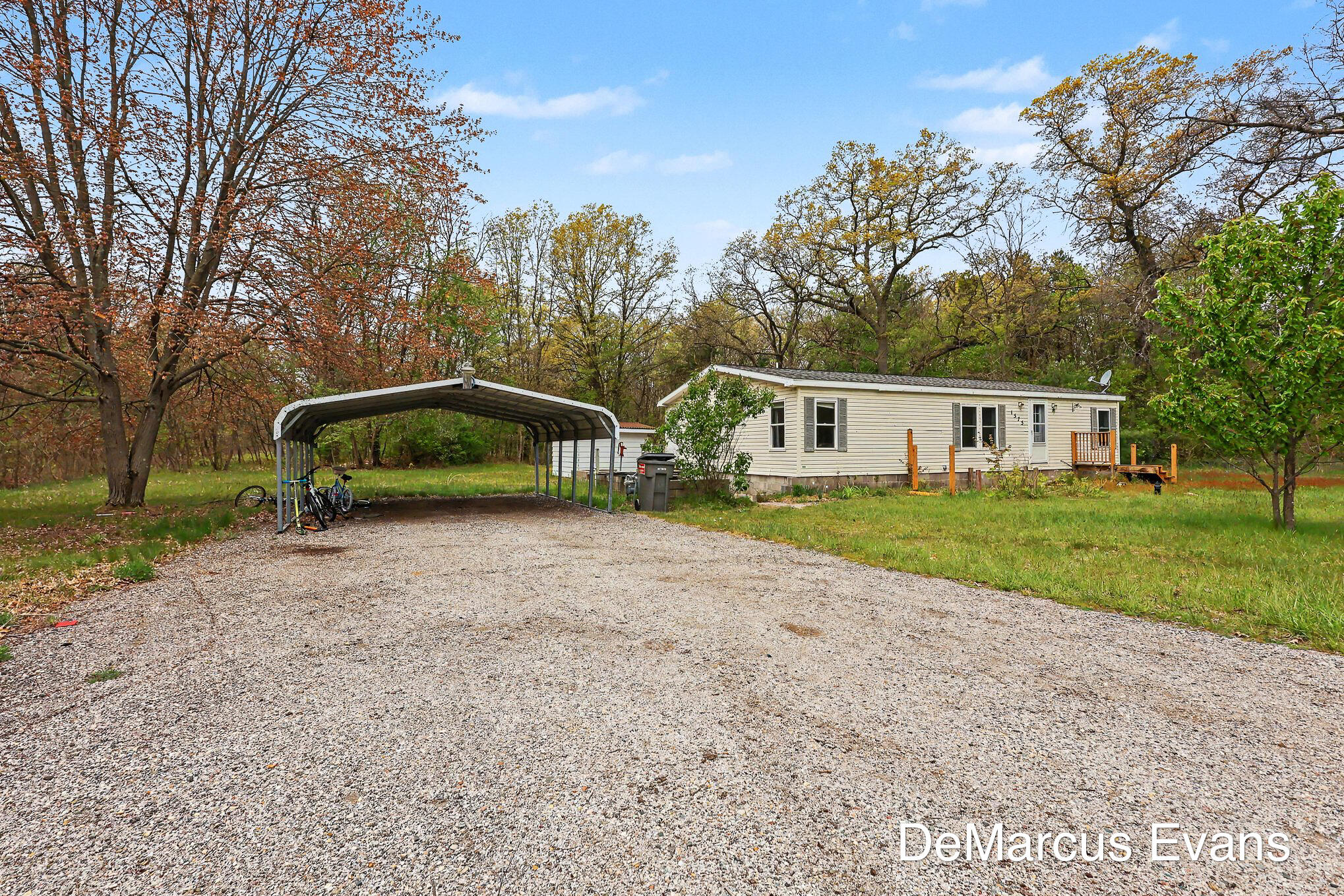 1575 S Brooks Road Muskegon MI 49442