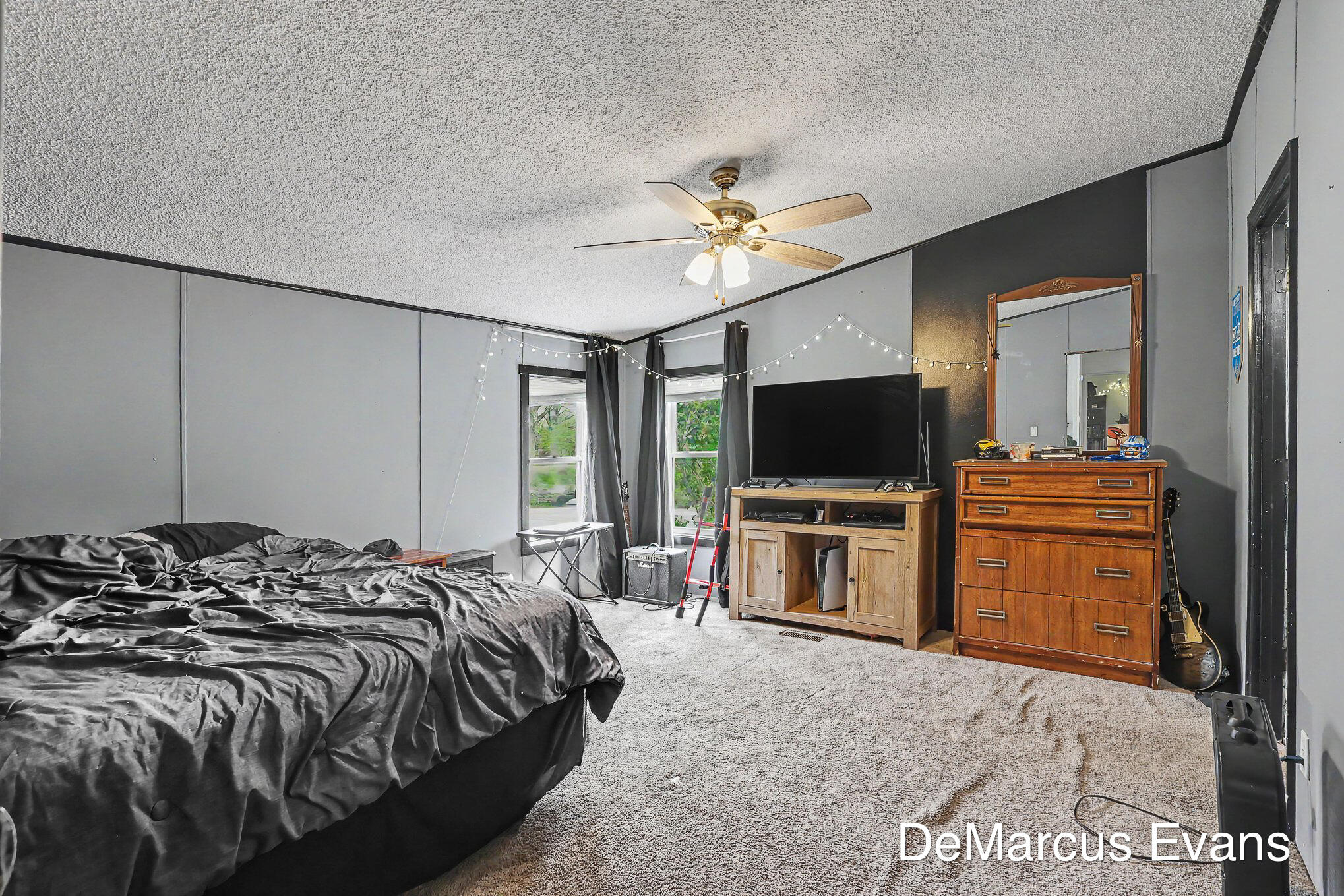 1575 S Brooks Road Muskegon MI 49442