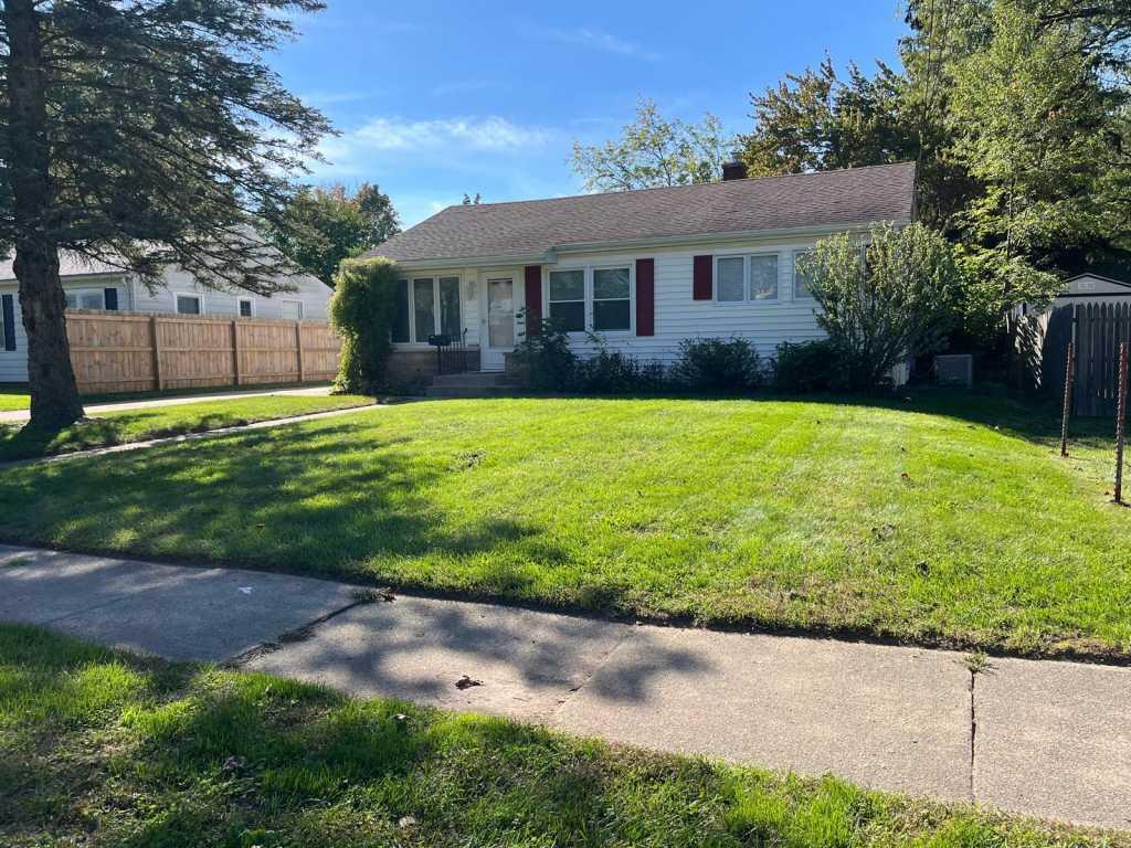 1119 Chrysler Street Kalamazoo MI 49048
