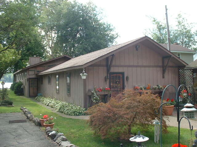 Kalamazoo MI, 8153 W Long Lake Drive